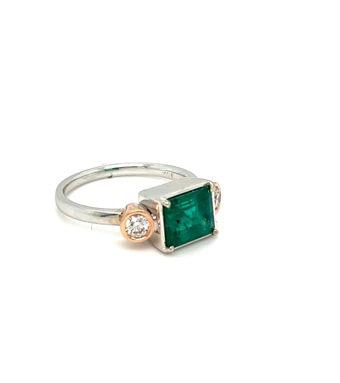 2.56 Carat Emerald and 0.30 Carat Diamond Trendy Ring For Sale 1