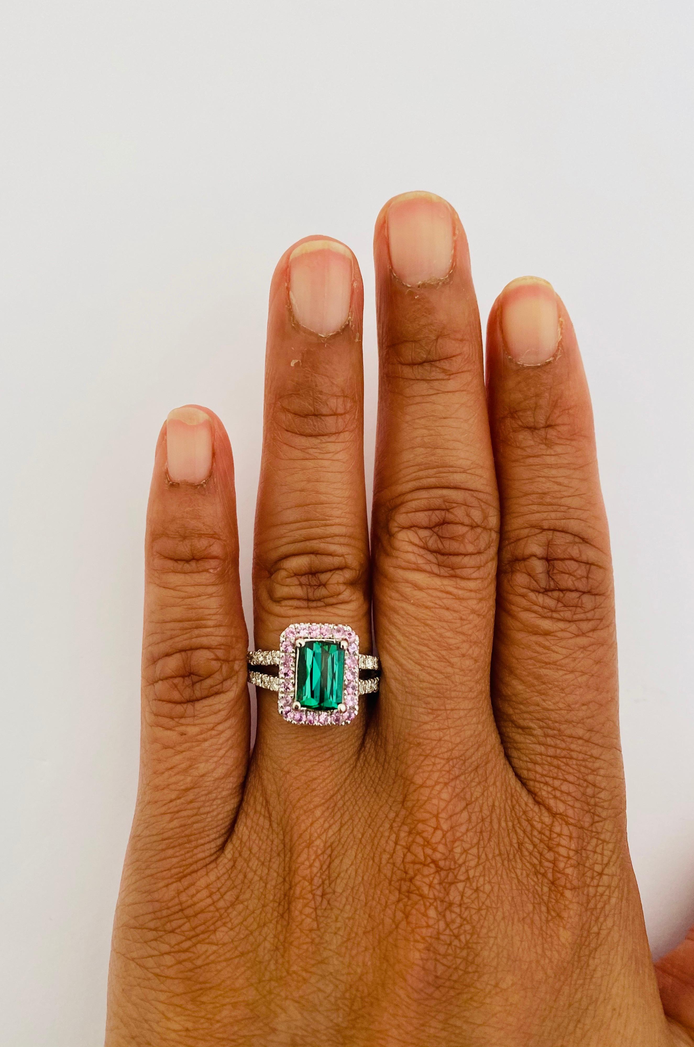 Contemporary 2.56 Carat Green Tourmaline, Sapphire and Diamond Ring 14 Karat White Gold For Sale
