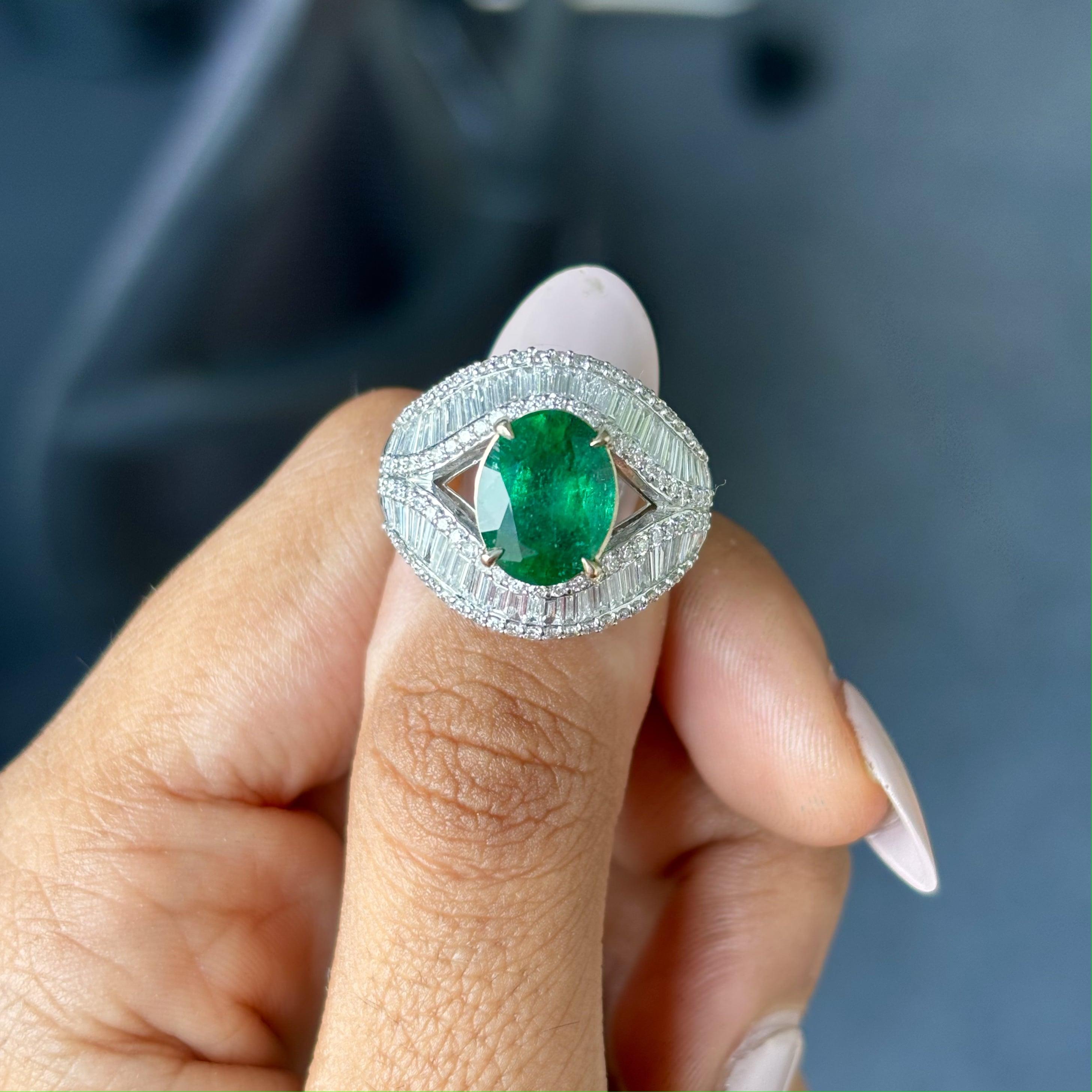 Women's or Men's 2.56 Carat Zambian Emerald & Baguette Diamonds studded 18K White Gold Ring For Sale