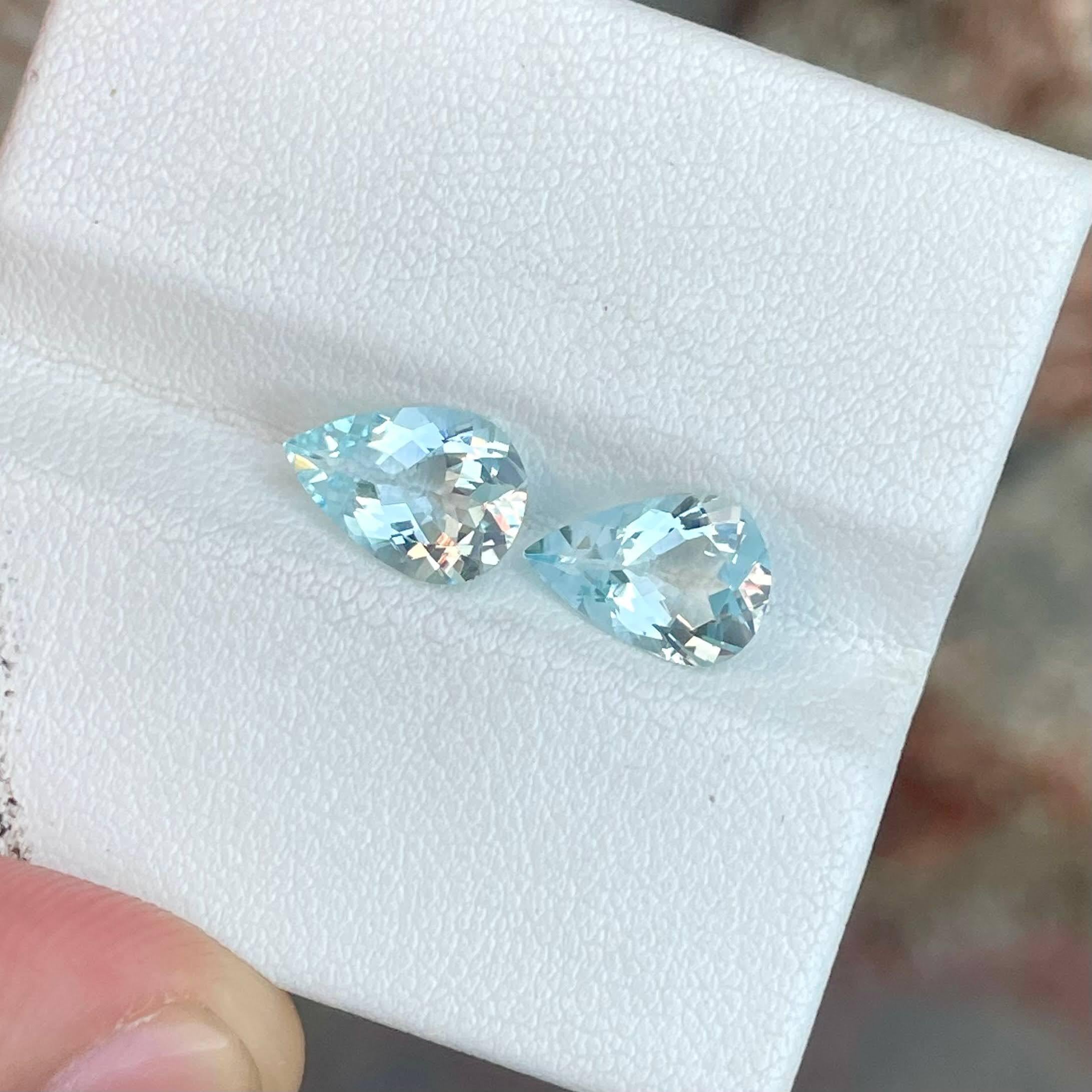 2.56 Carats Light Blue Aquamarine Pair Pear Cut Natural Nigerian Gemstone In New Condition For Sale In Bangkok, TH