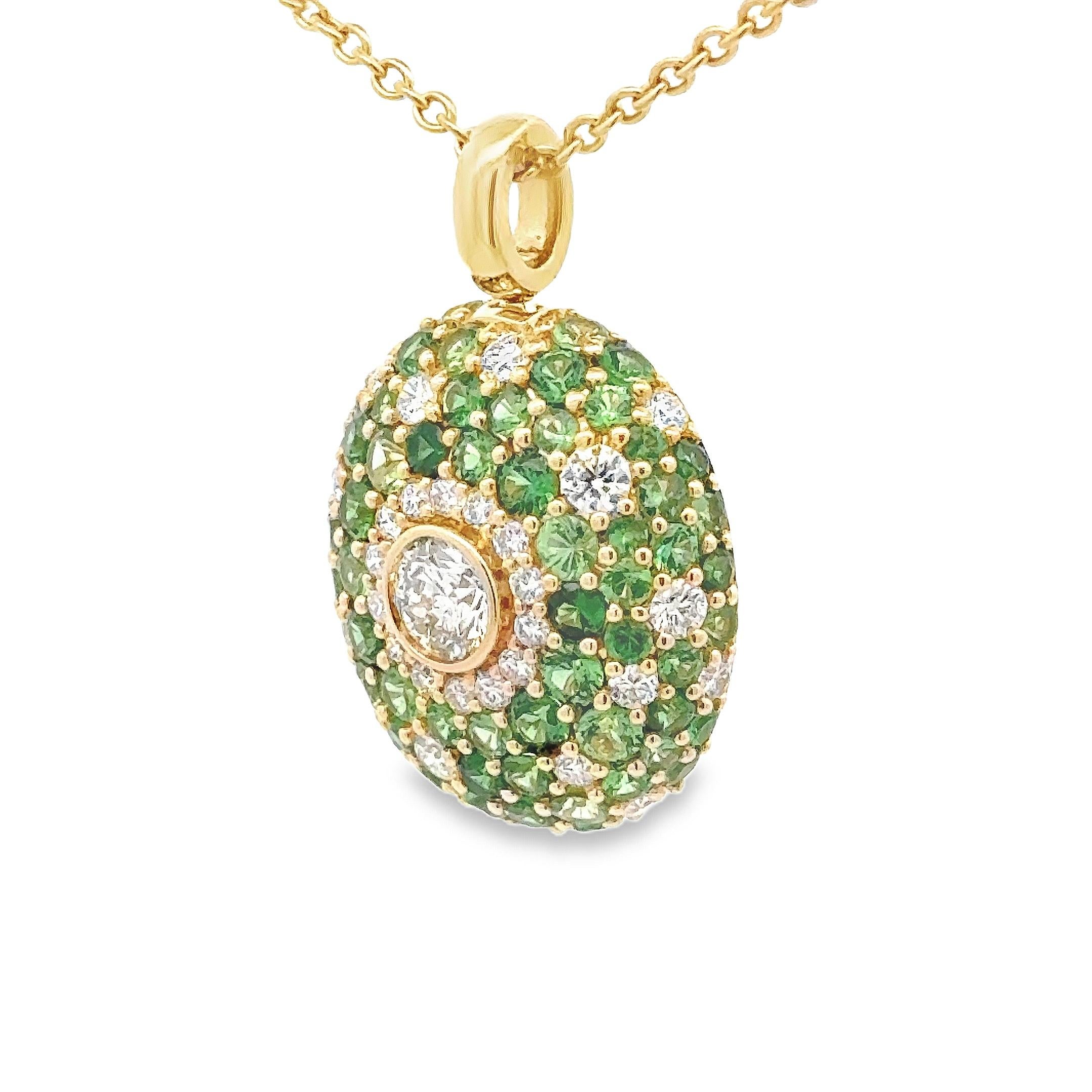 Contemporain Collier à pendentifs en diamant et tsavorite de 2,56 carats (total) en vente