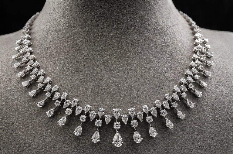 Roman Malakov, 25.60 Carat Graduating Diamond Necklace For Sale at 1stDibs