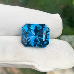 25.65 Carats London Blue Topaz Natural Gemstone Fancy Cut