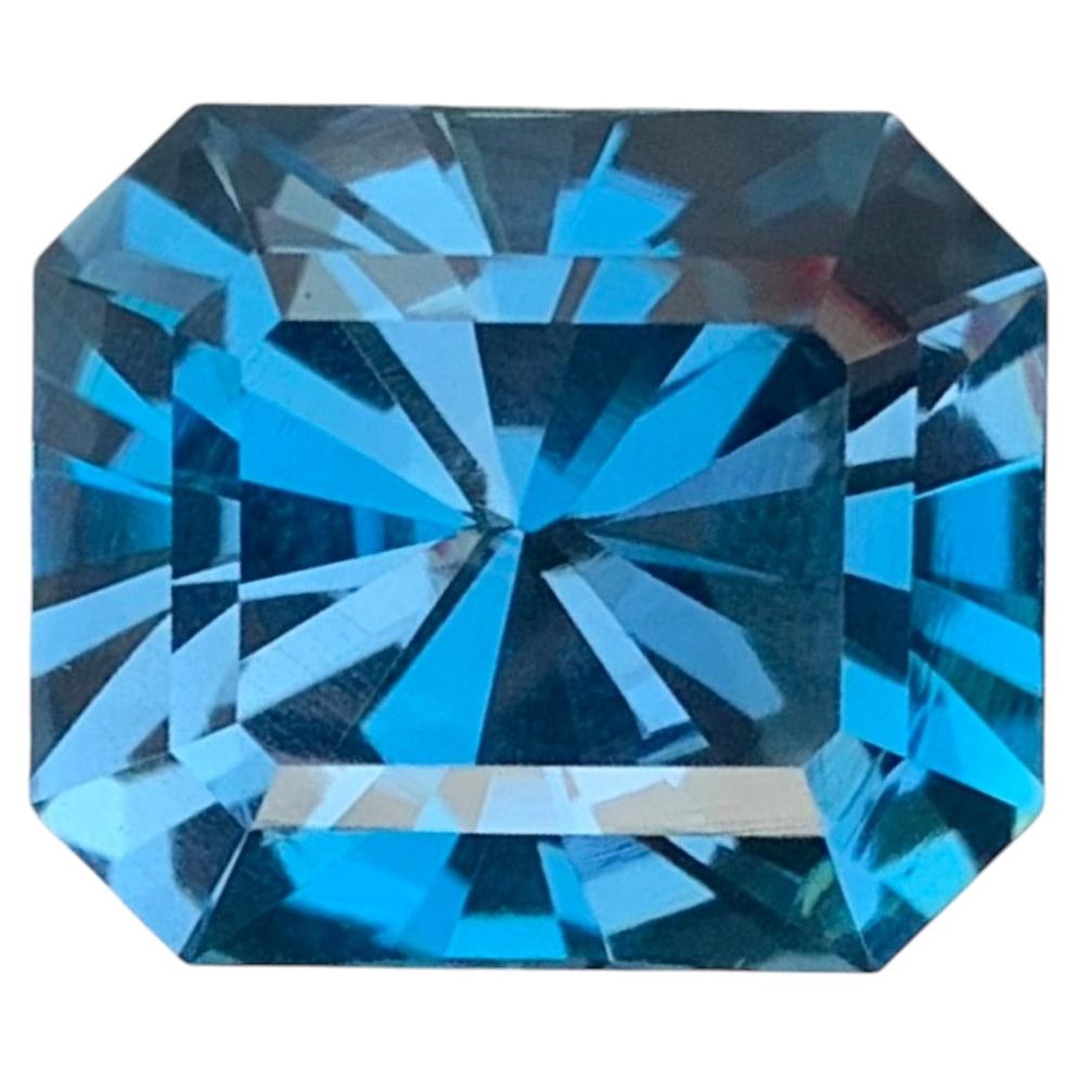 25.65 Carats London Blue Topaz Natural Gemstone Fancy Cut