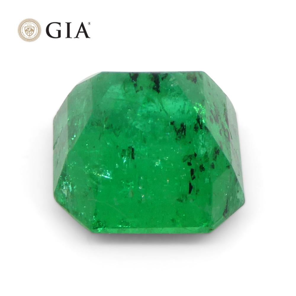 2.56ct Octagonal/Emerald Green Emerald GIA Certified Colombia   In New Condition For Sale In Toronto, Ontario