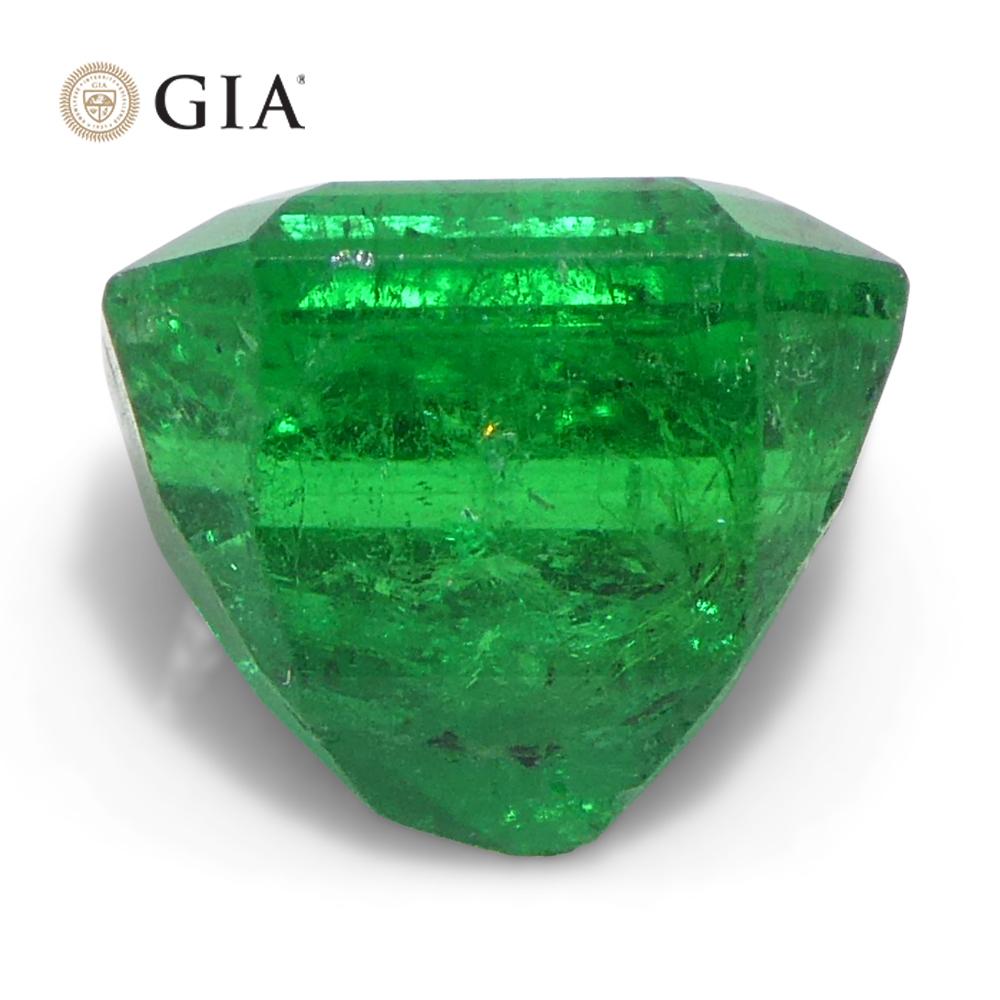 Esmeralda verde octogonal/esmeralda de 2.56 ct certificada por el GIA Colombia en venta 2