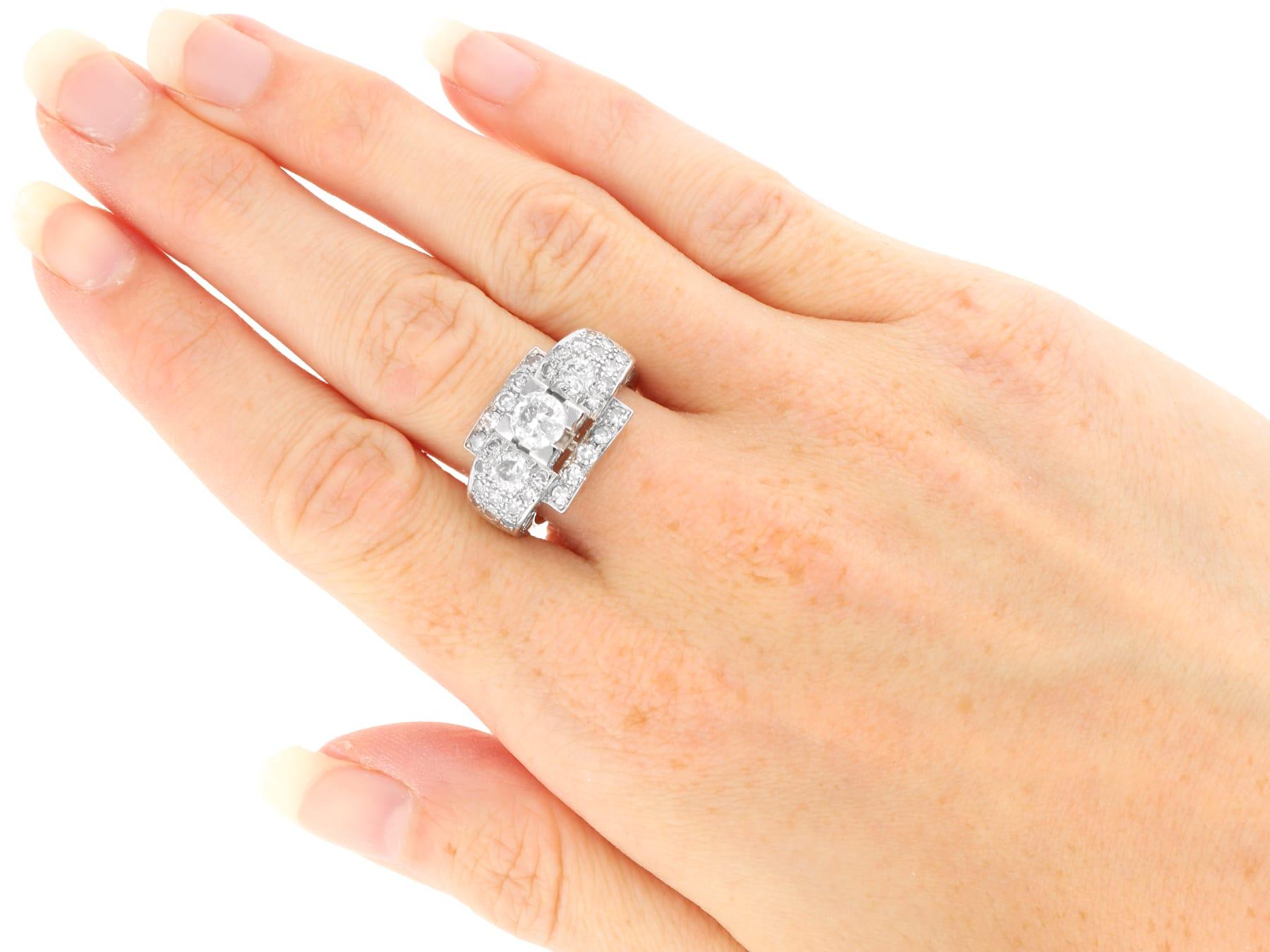 2.57 Carat Diamond Platinum Ring - Art Deco - Antique Circa 1930 For Sale 1