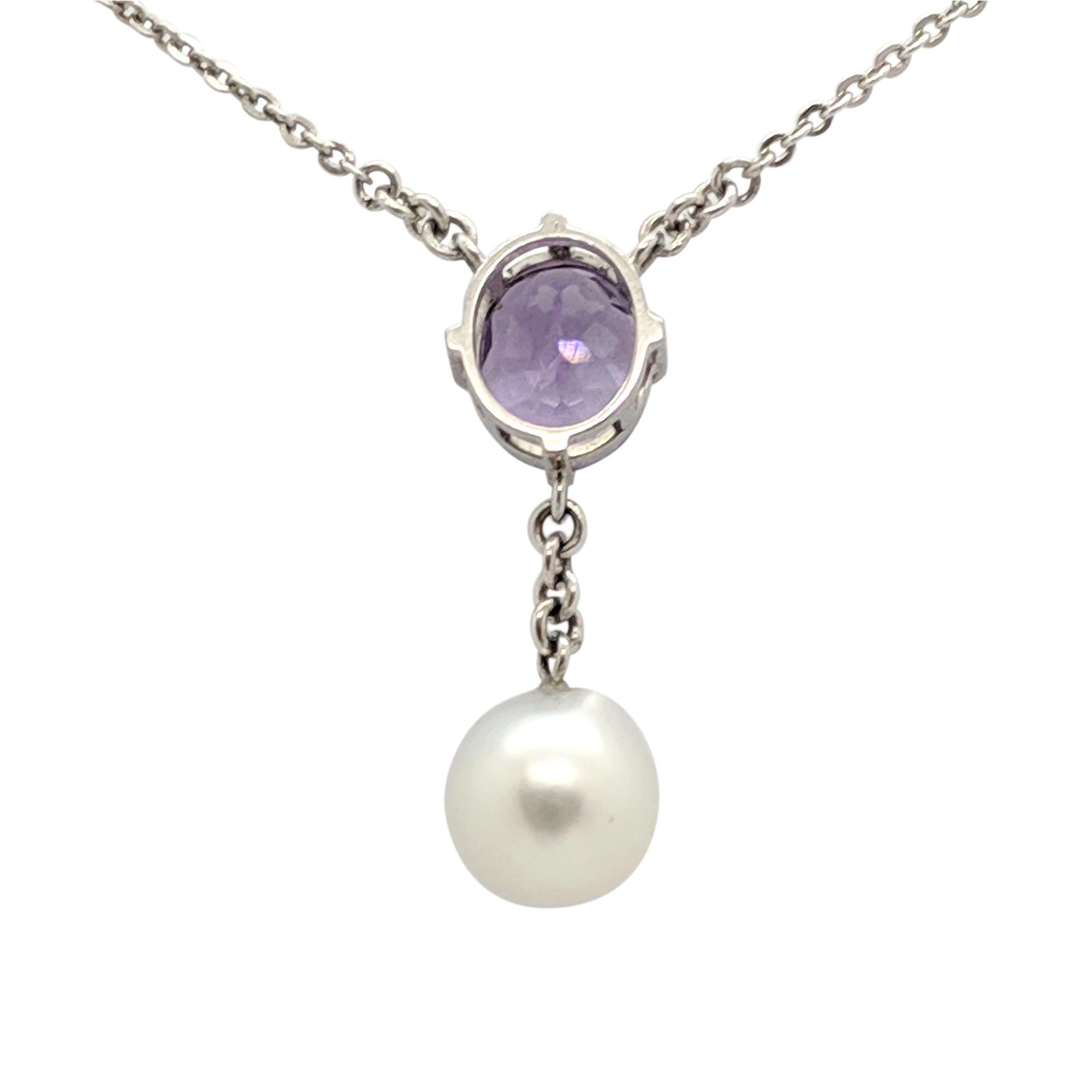 Women's  2.57 Carat Oval Cut Amethyst and South Sea Pearl Necklace 18 Carat White Gold For Sale