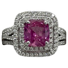 Bague en or blanc avec saphir rose 2,57 carats et diamants