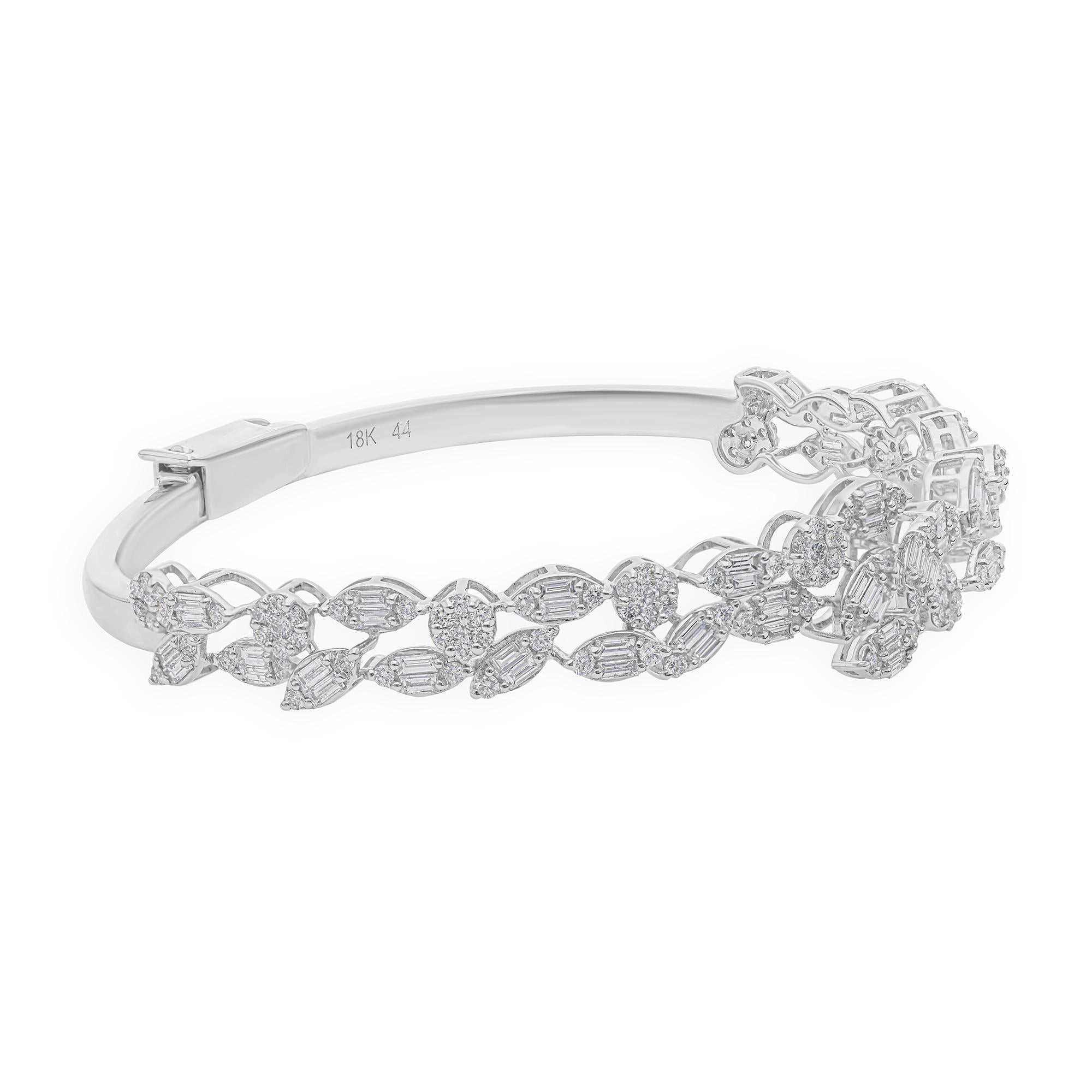 Bracciale nuziale in oro bianco 14k con diamanti da 2,57 carati SI/H Tutte le tariffe pagate in vendita 1