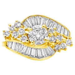 Bague à la mode à trois rangées de diamants baguettes et ronds de 2,57 carats au total