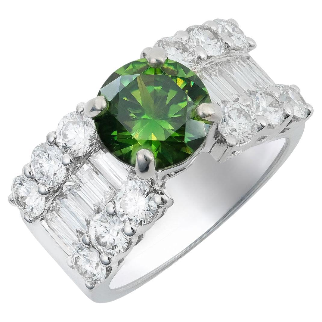 2.57 cts Natural Russian Demantoid 
2.22 cts Diamonds 18K WG Ring in vendita