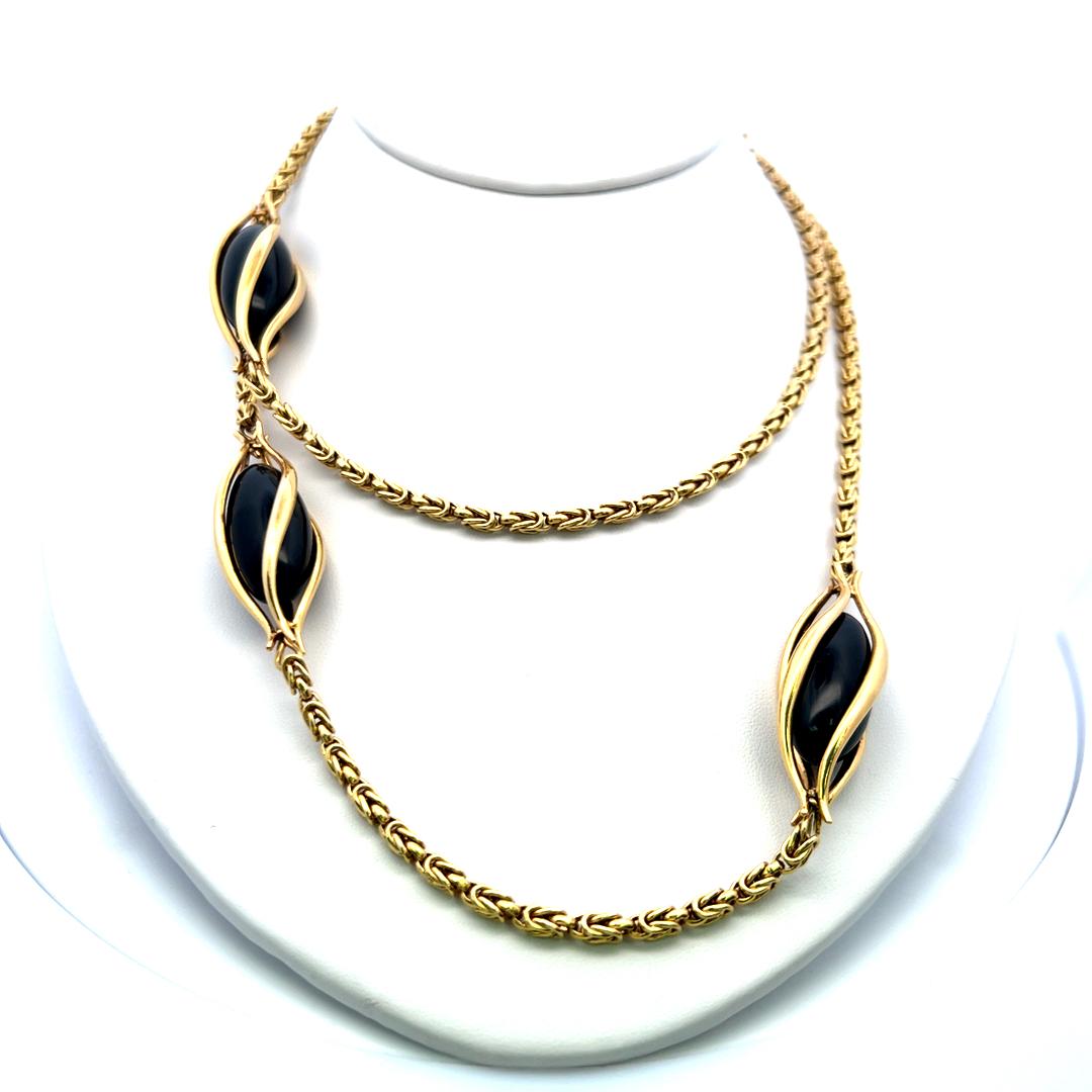 Titolo:
Collana a catena in oro giallo 18 carati da 1,00 carati
Stile:
Catena
Metallo:
oro giallo 18 carati
Gemma 1:
ONICE da 1 carato
Numero di pietre:
3
Dimensioni:
34*0.54in
Peso:
115,6 grammi
Condizioni:
Vintage By e proprietà
ID