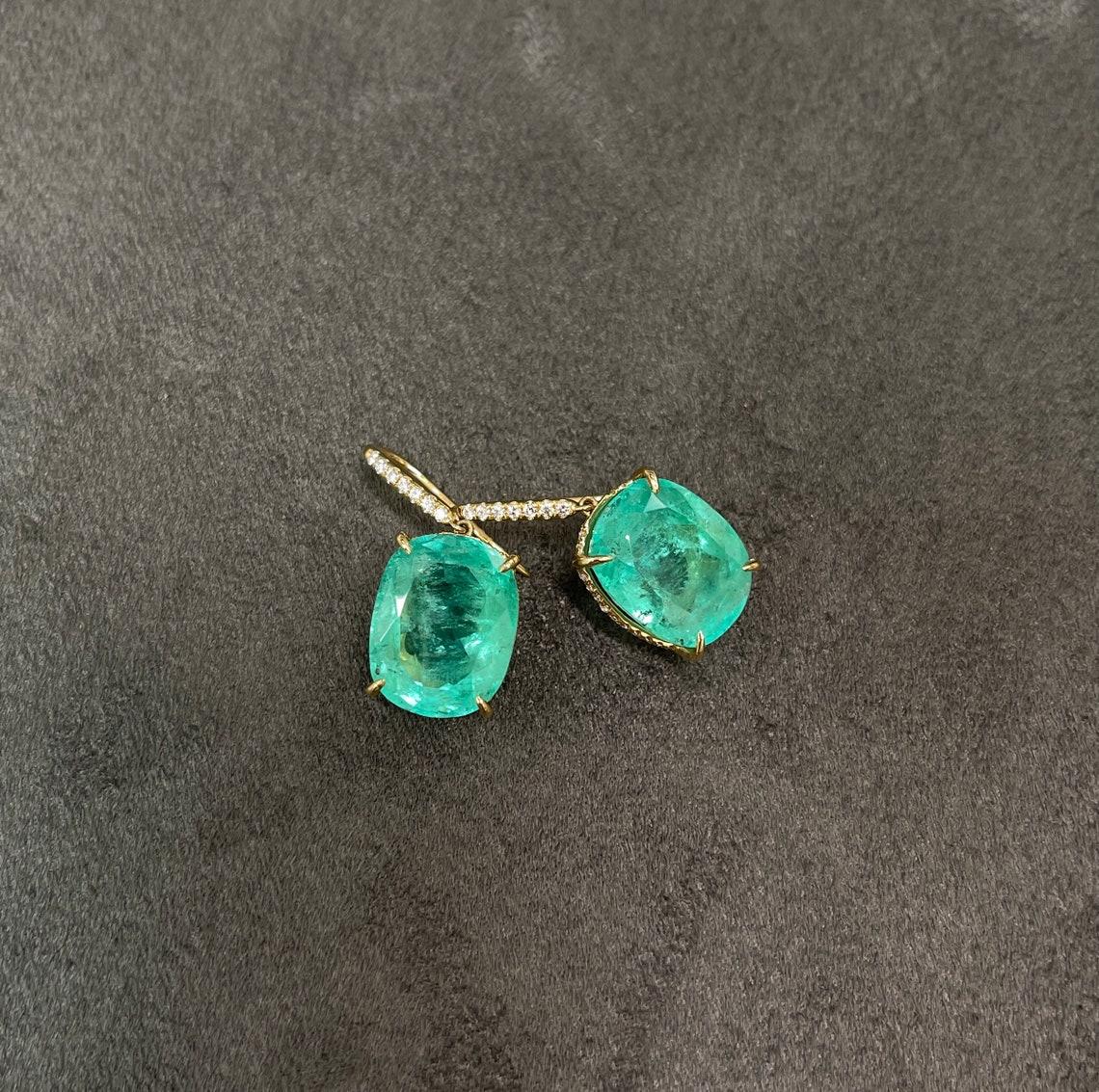 25.70tcw 18K Colombian Emerald-Cushion Cut & Diamond Dangle Earrings For Sale 1