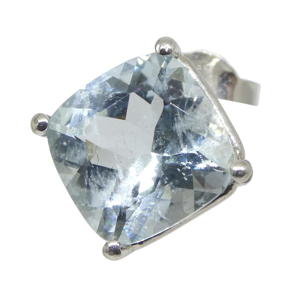 Orecchino singolo in oro bianco 14k con acquamarina blu a cuscino da 2,57 carati in vendita 1