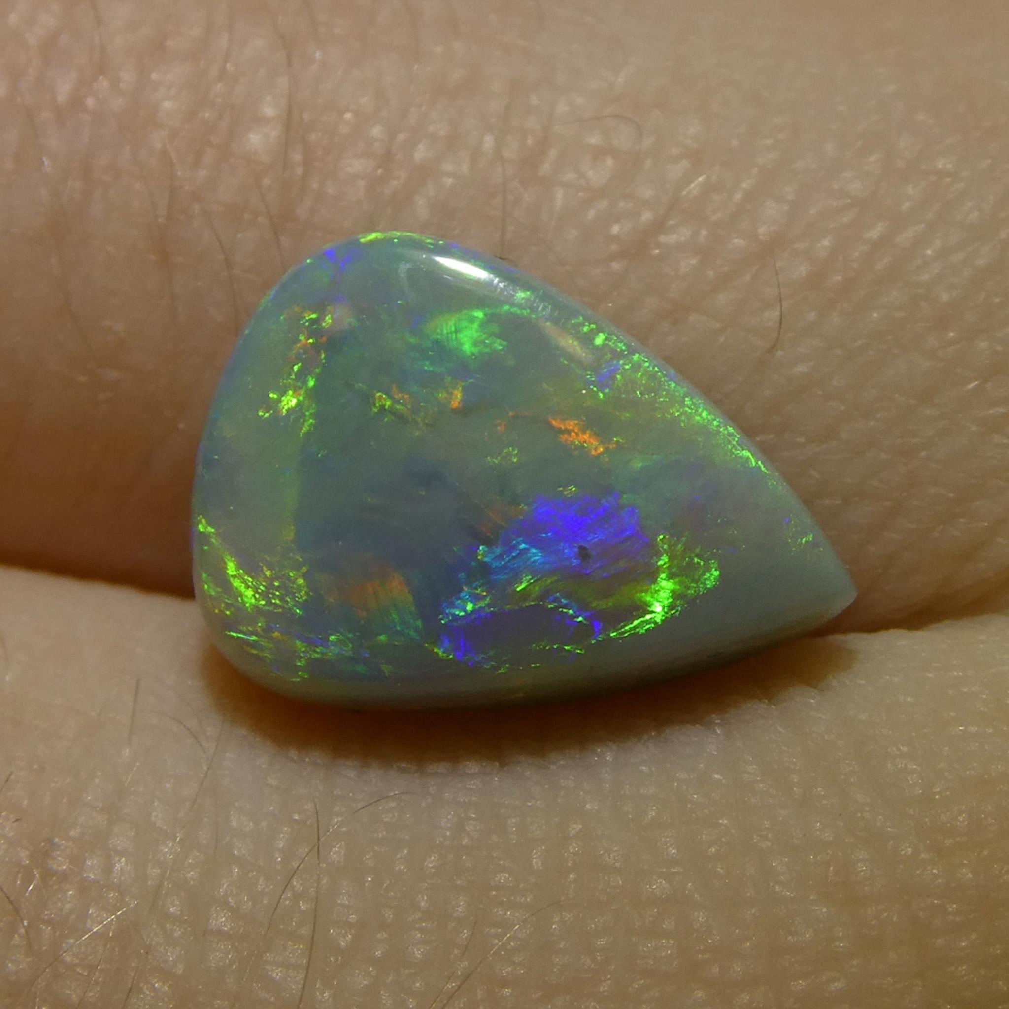2.57ct Opale grigio cabochon a forma libera dall'Australia in vendita 9