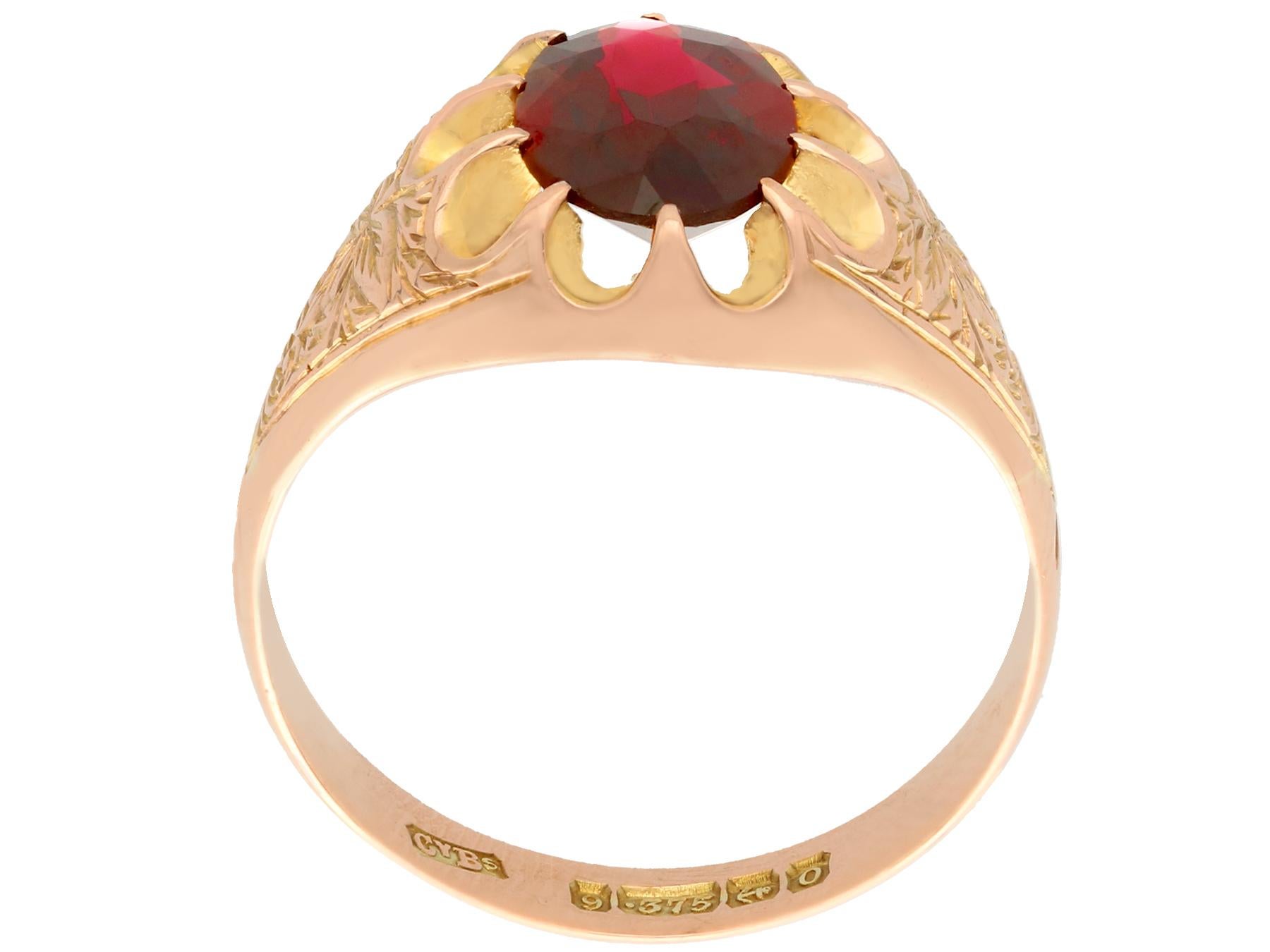 Oval Cut Antique 1913 2.57 Carat Garnet and Rose Gold Solitaire Ring For Sale