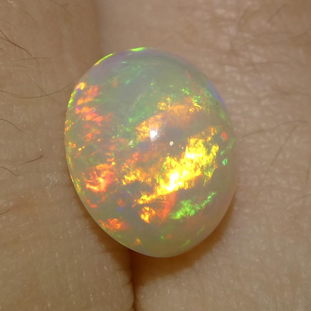 2.57 Karat ovaler Opal aus weißem Cabochon-Kristall aus Äthiopien im Angebot 6