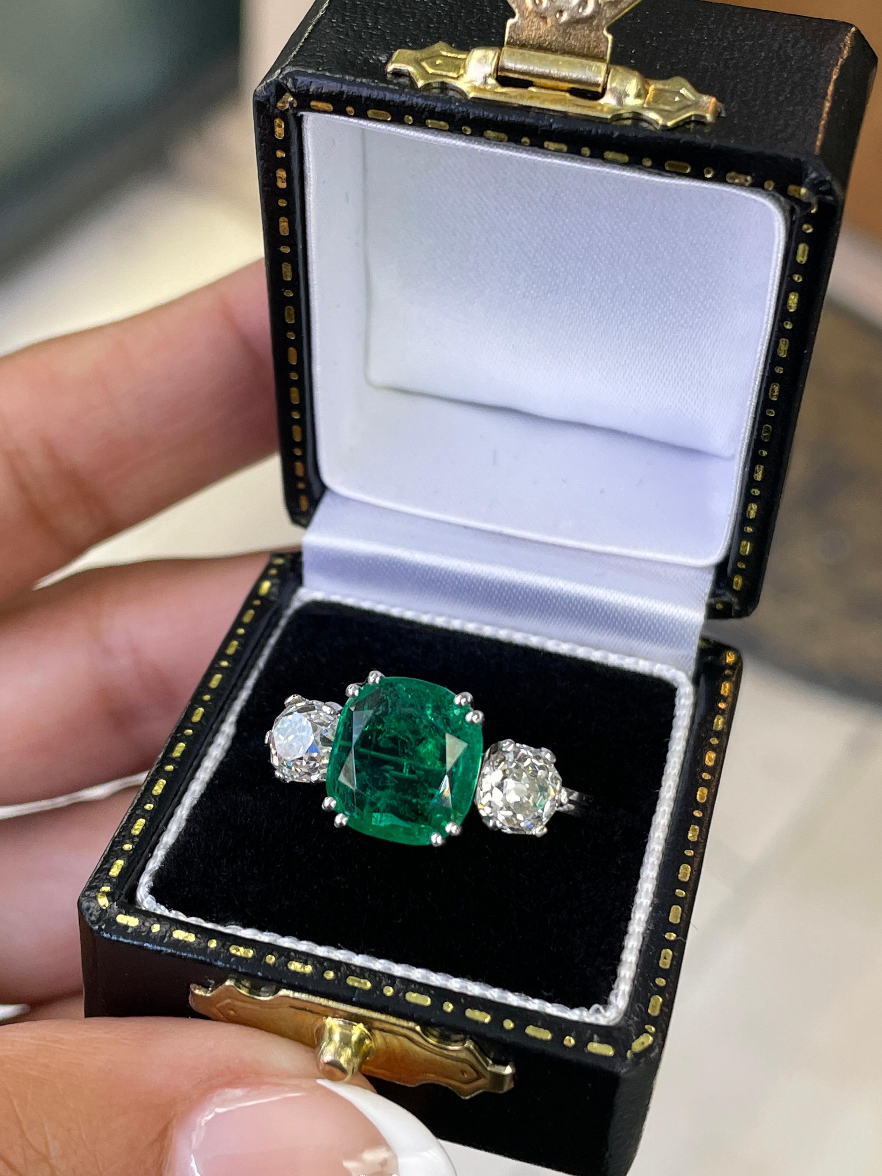 2.58 Carat Colombian Emerald and Old Cut Diamond Three Stone Engagement Ring For Sale 3