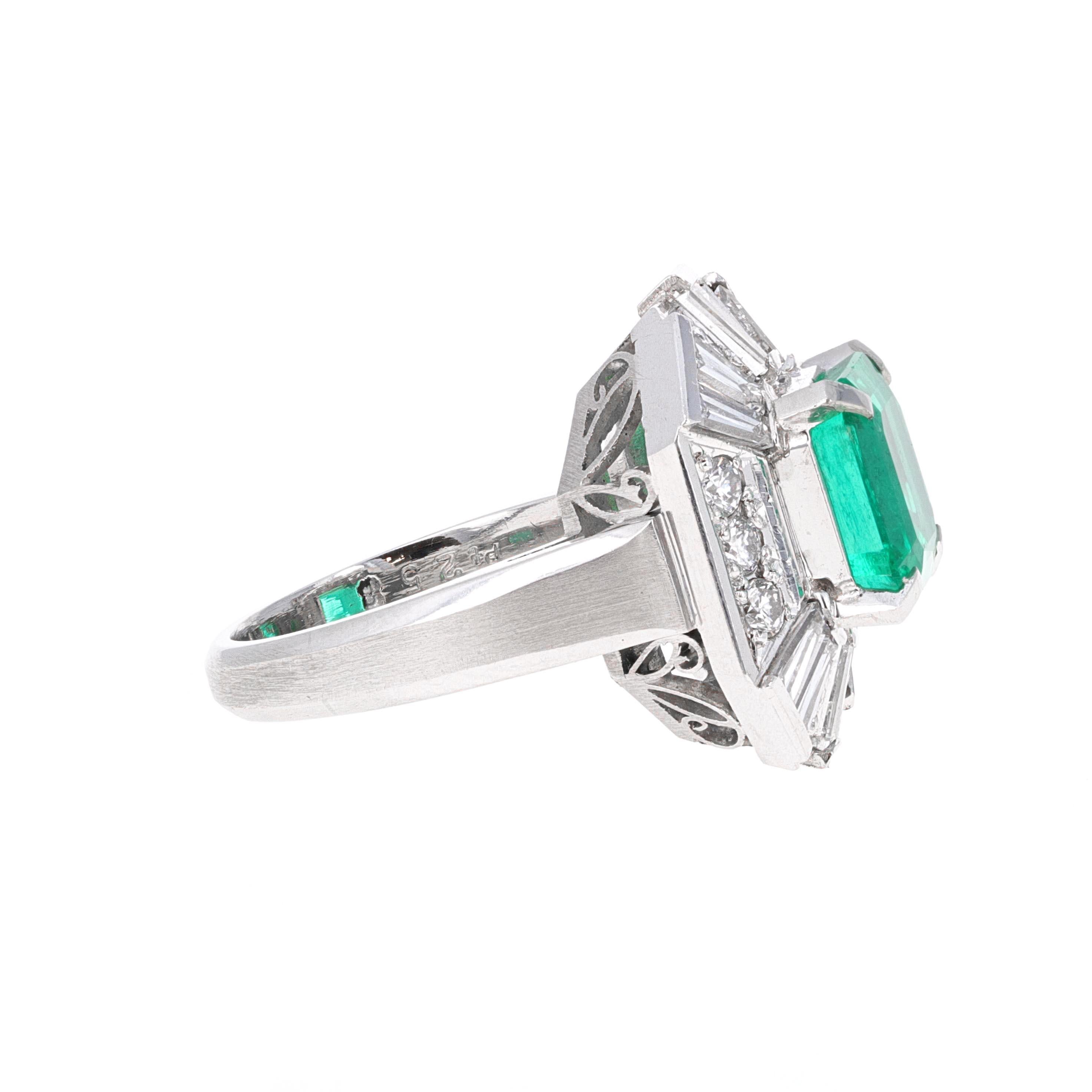 Modern 2.58 Carat Columbian Emerald and Diamond Cocktail Ring