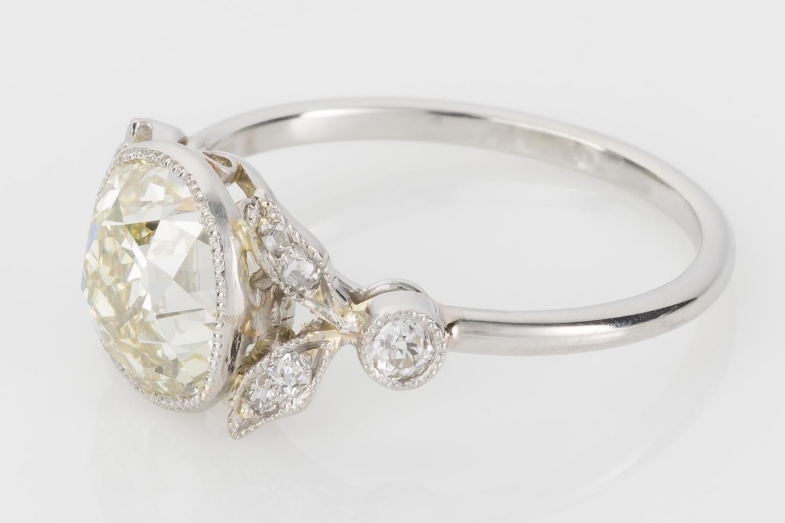 2.58 Carat Cushion Cut Diamond Platinum Engagement Ring In Good Condition In QLD , AU