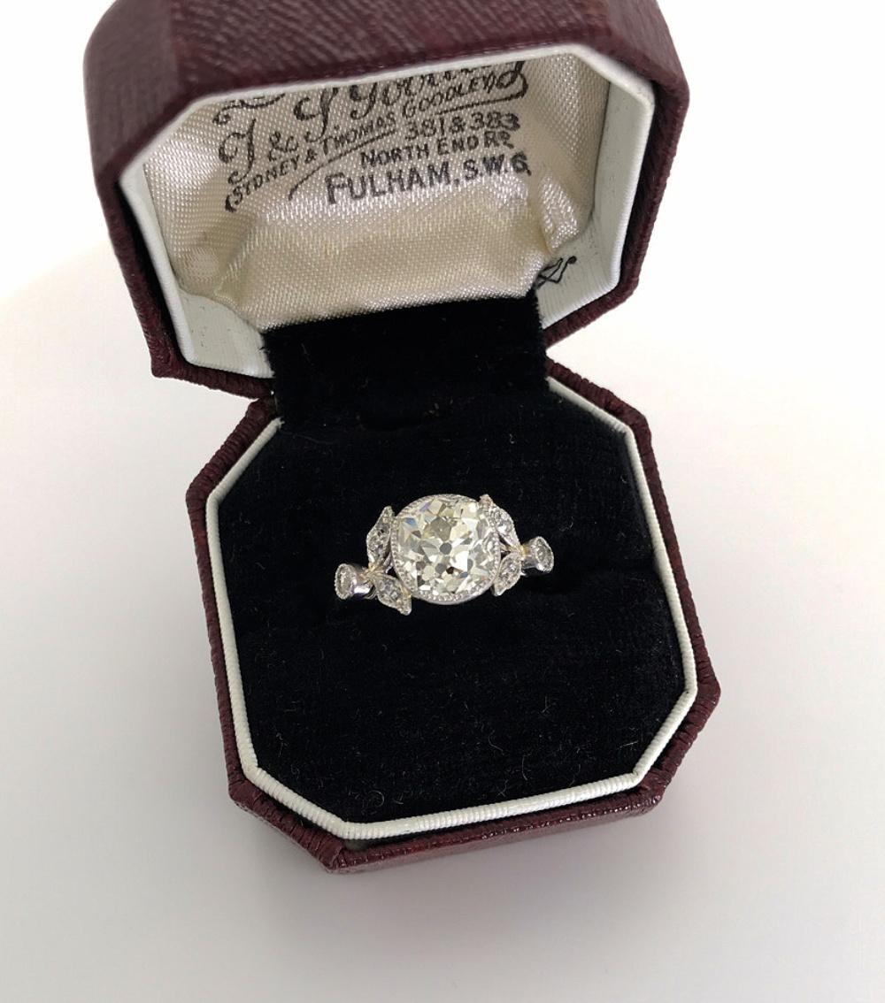 2.58 Carat Cushion Cut Diamond Platinum Engagement Ring 7