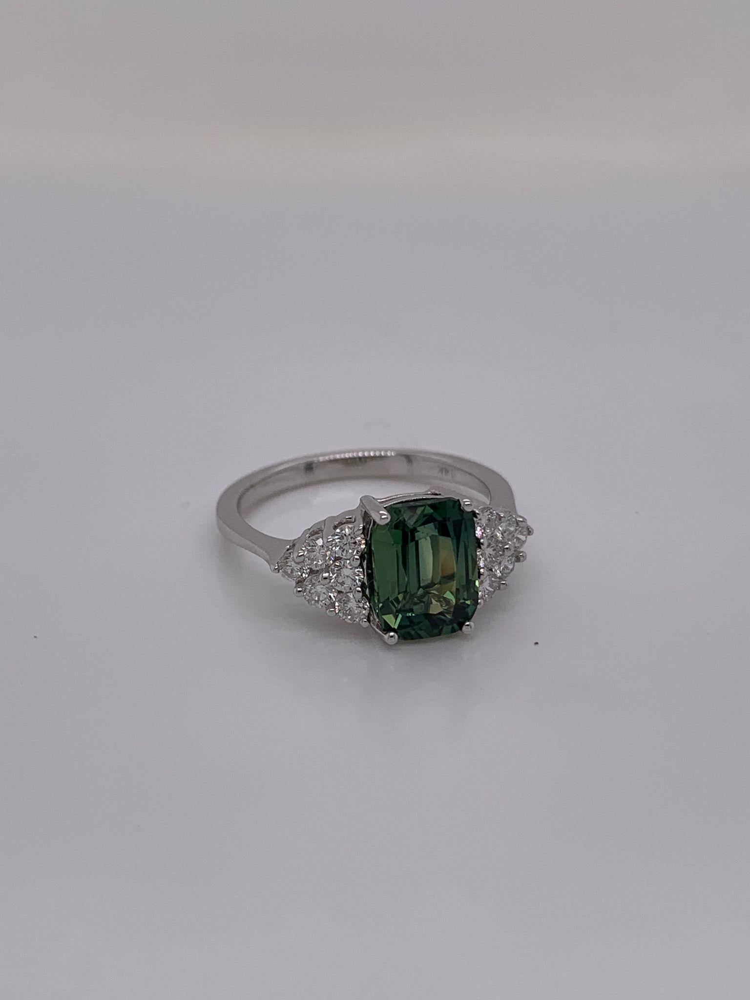 Modern 2.58 Carat Cushion Green Sapphire & Diamond Ring For Sale