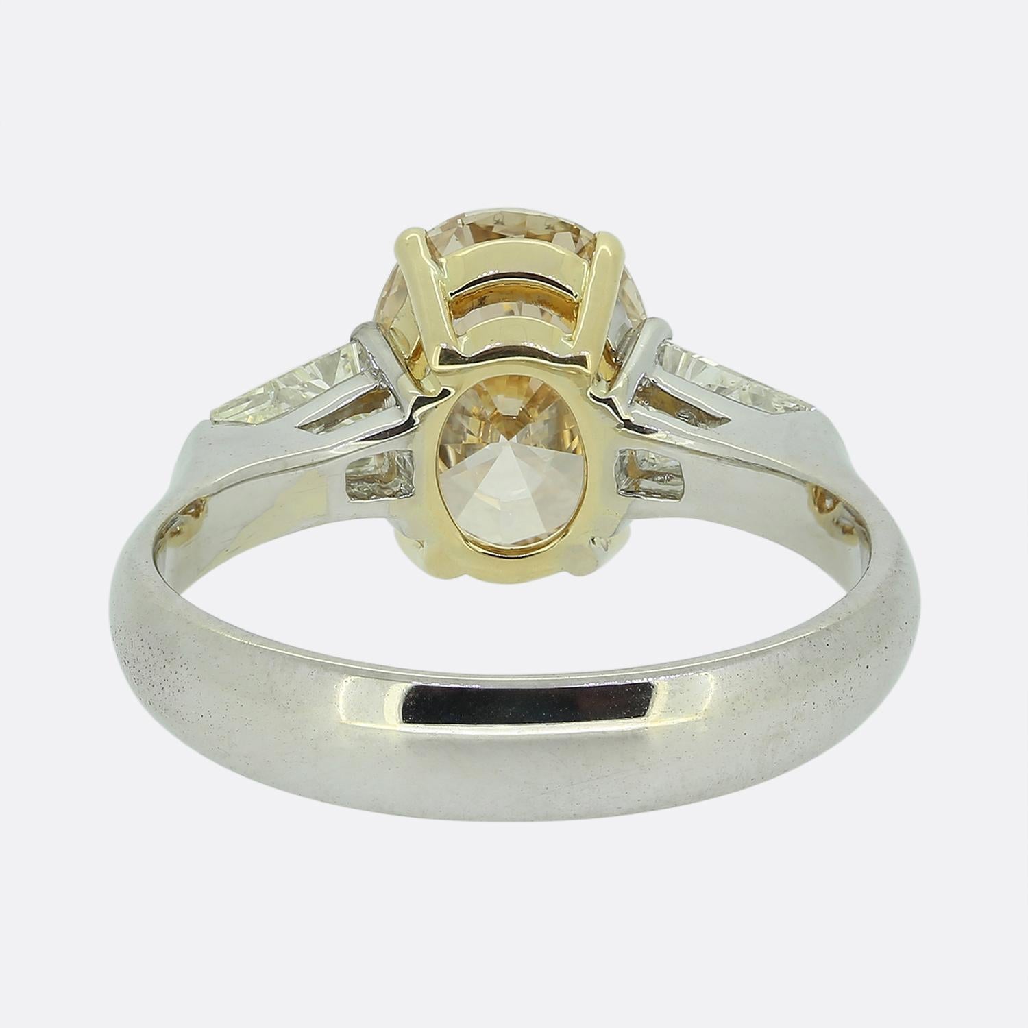 2,58 Karat Ausgefallener brauner, gelber, gelber und orangefarbener Diamant-Verlobungsring im Zustand „Gut“ im Angebot in London, GB