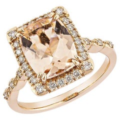 Sunita Nahata Morganite 2.58 carats Bague fantaisie 18 carats avec diamant blanc.