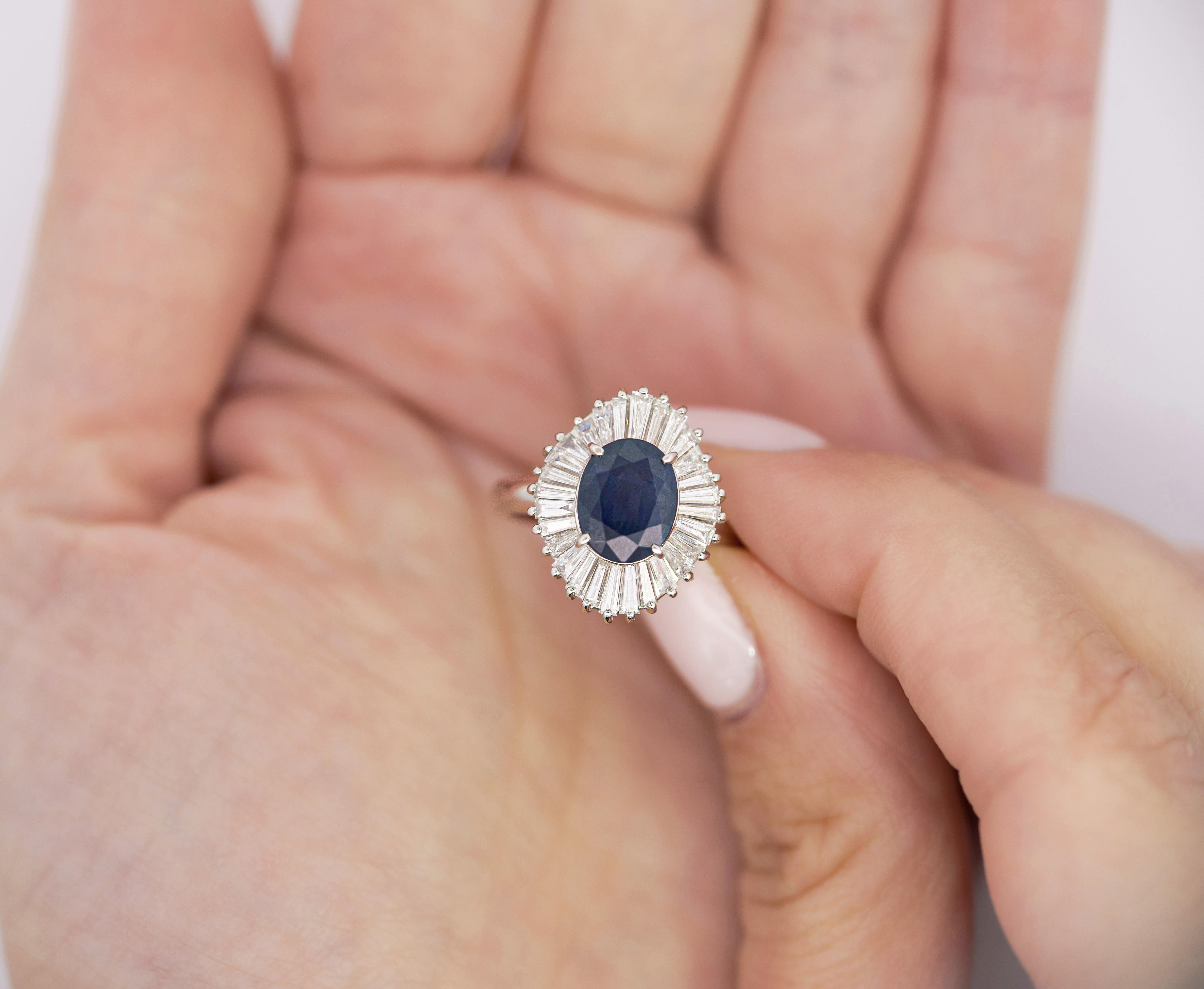 2.58 Carat Oval Cut Blue Sapphire and Diamond Halo Platinum Ballerina Ring In New Condition For Sale In Miami, FL