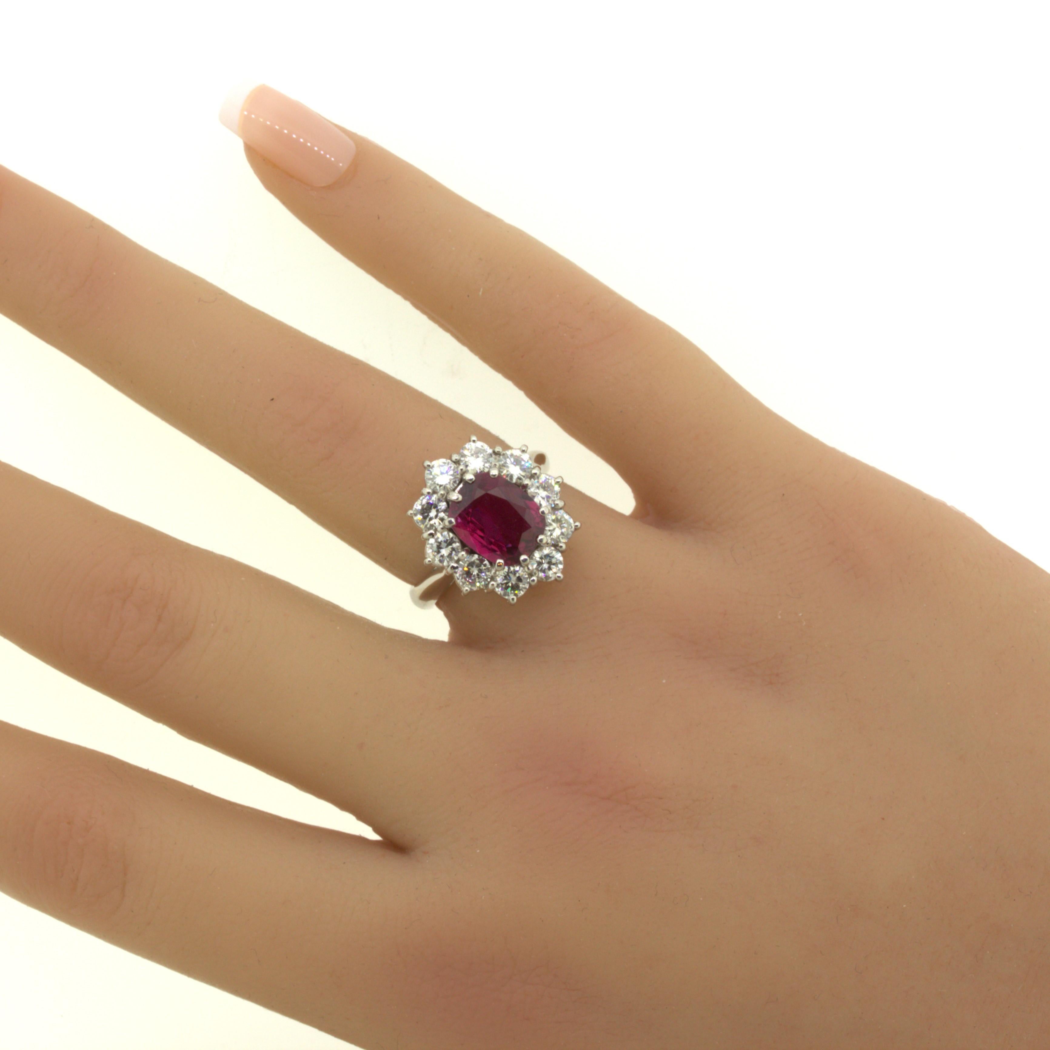 Bague en platine Princesse Diana avec diamant rubis de 2,58 carats, certifiée GIA en vente 5