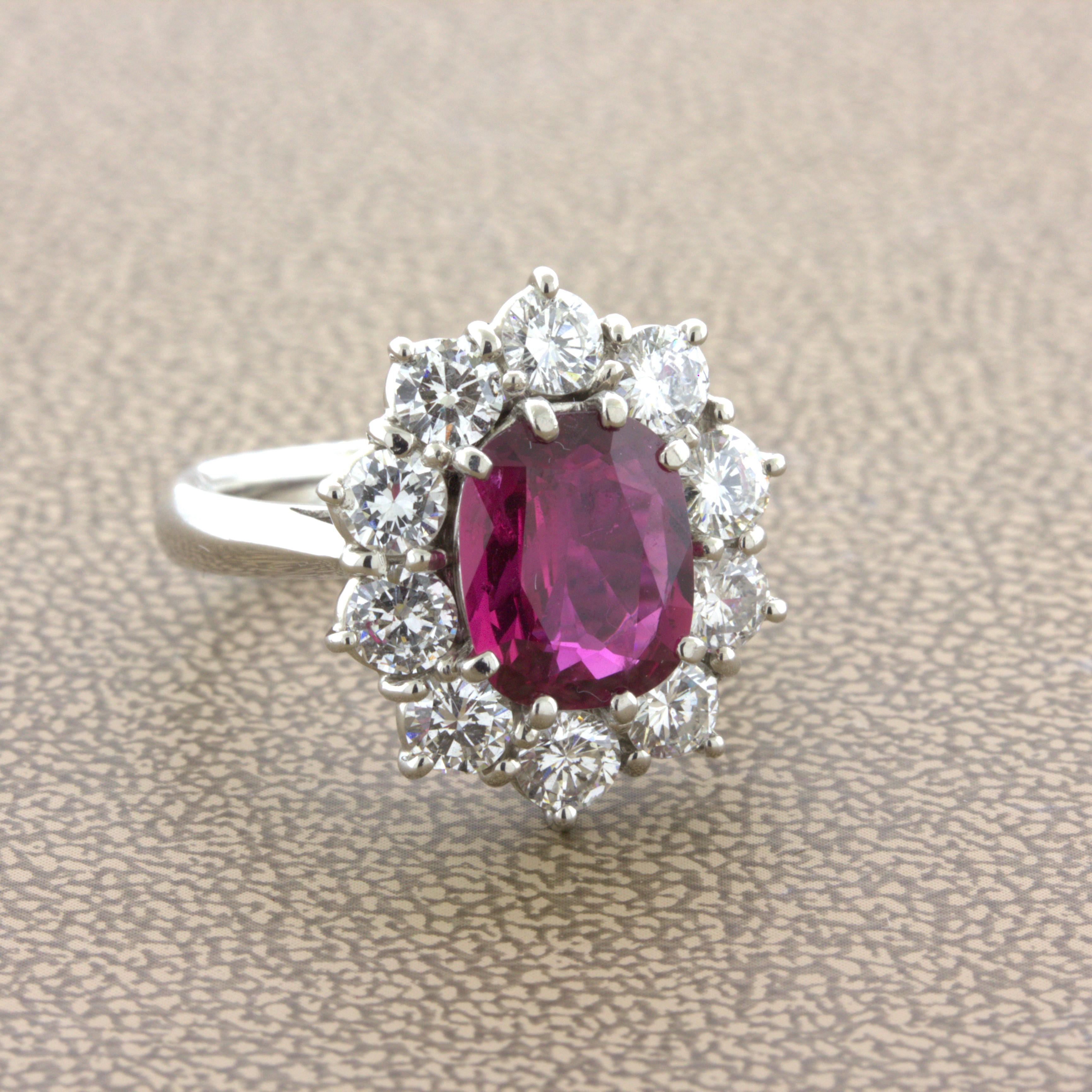 2,58 Karat Rubin Diamant Prinzessin Diana Platin Ring, GIA zertifiziert (Kissenschliff) im Angebot