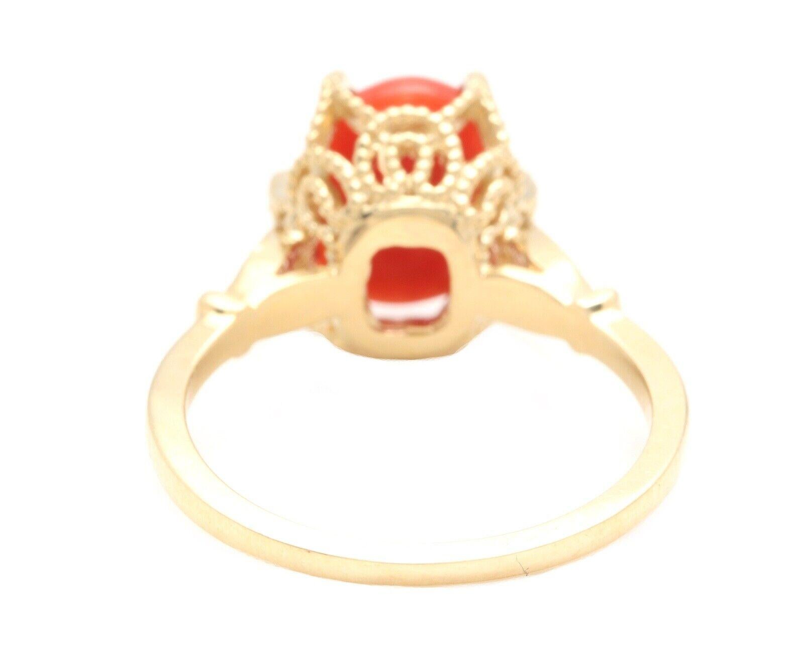 2.58 Carats Natural Impressive Coral and Diamond 14K Solid Yellow Gold Ring In New Condition For Sale In Los Angeles, CA