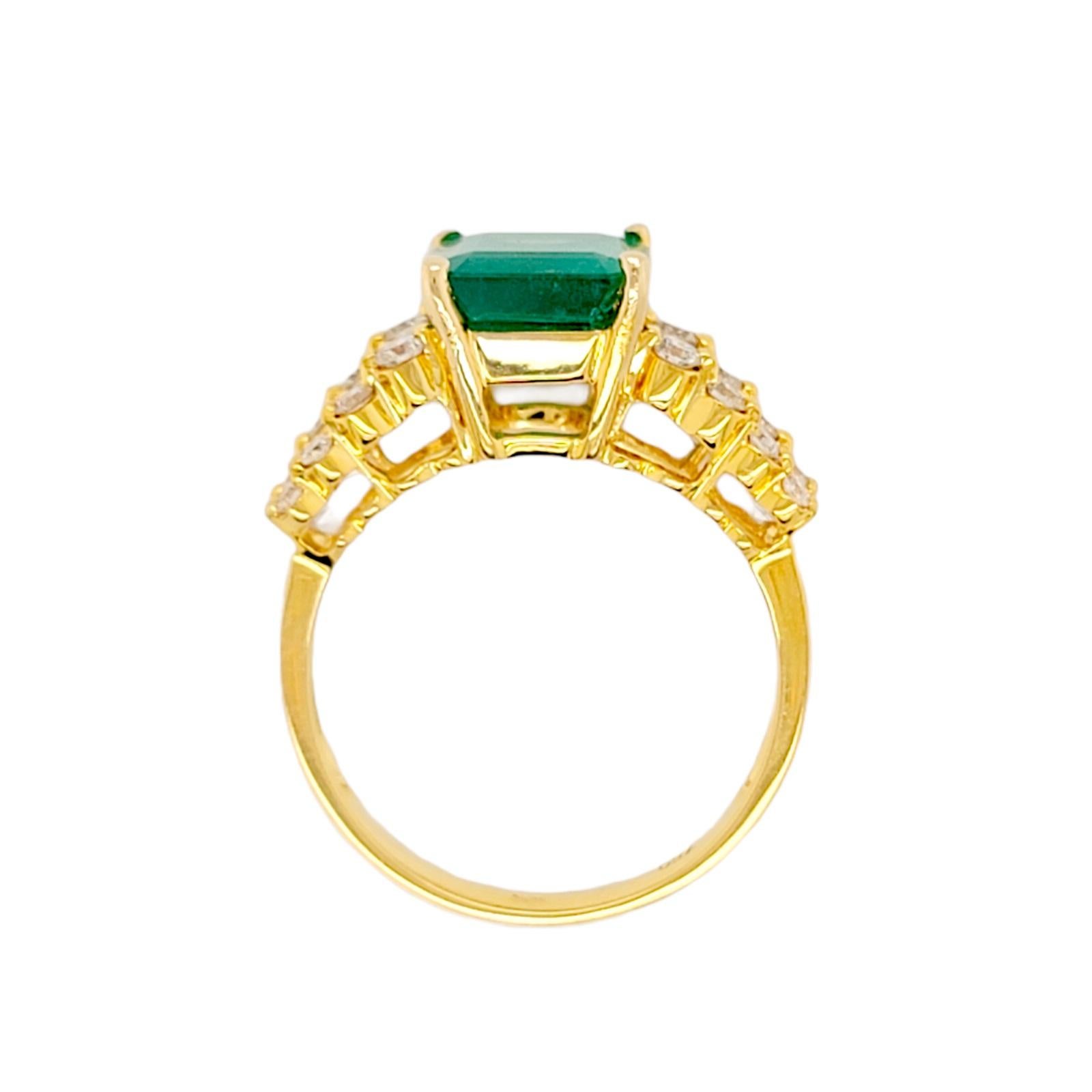 2.58 Ct Zambian Emerald & 1.03 Ct Diamonds in 18k Yellow Gold Engagement Ring For Sale 1