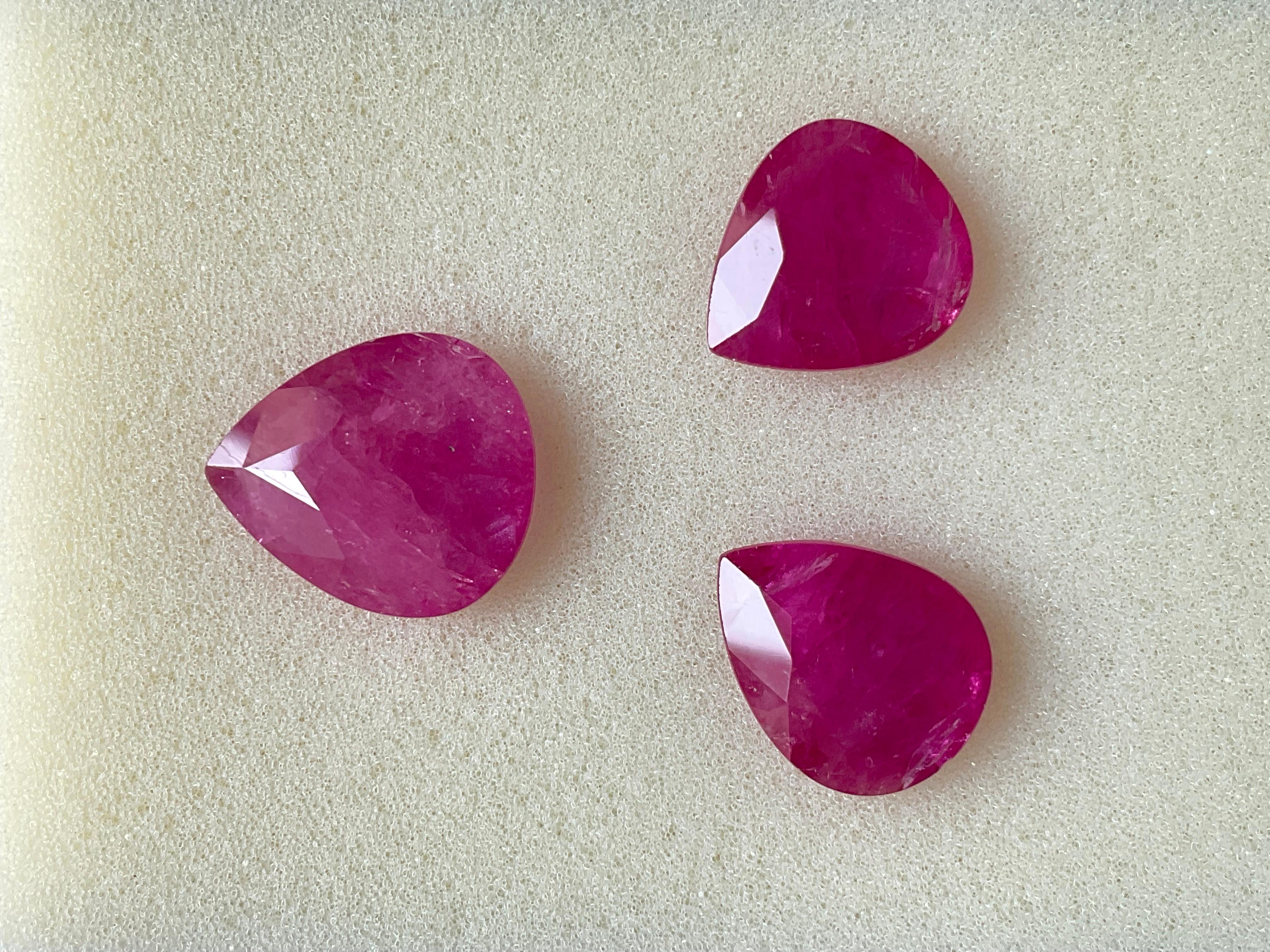 25.81 Carats Ruby Mozambique Pear Faceted Cut stone 3 Piece Heated Natural Gem For Sale 1