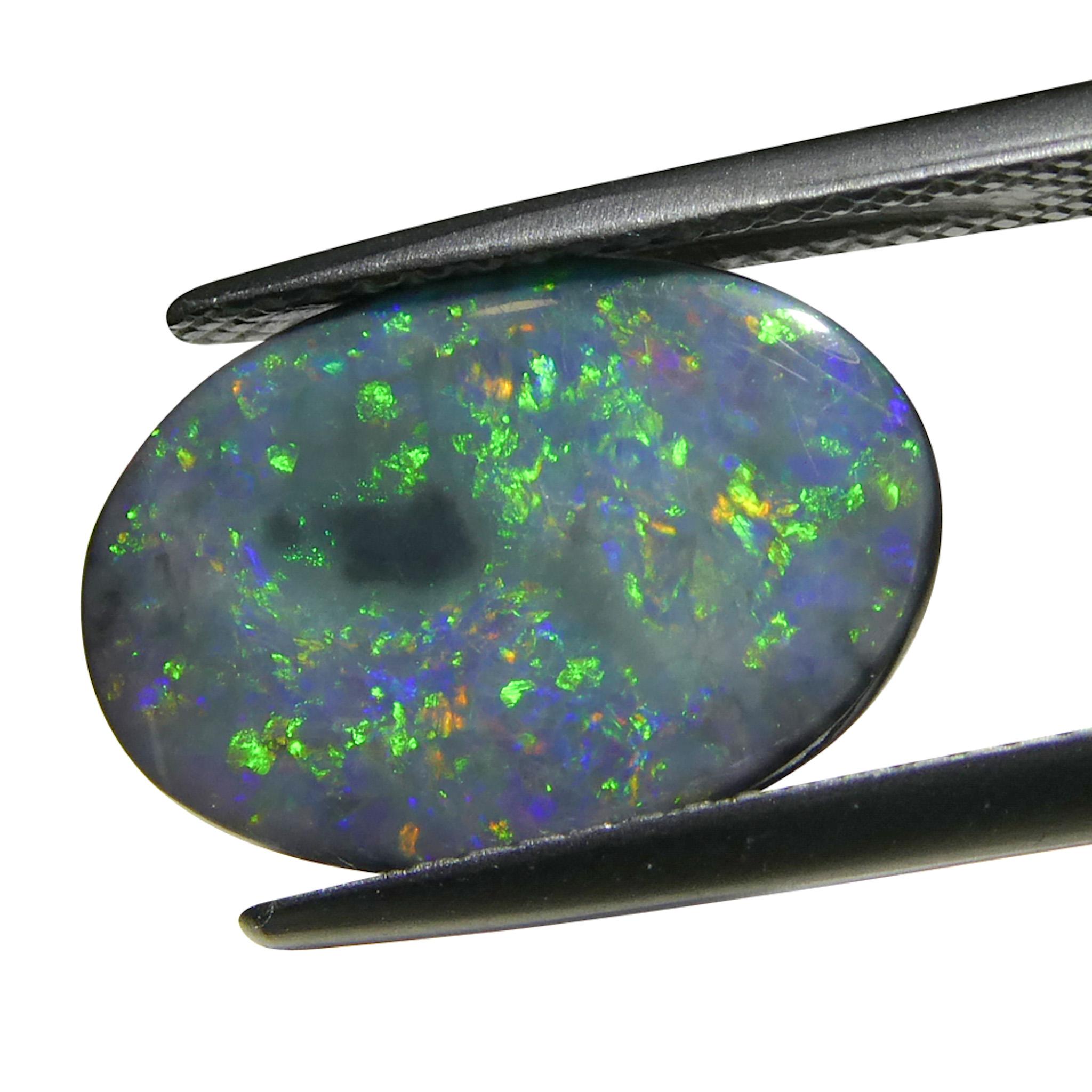 Taglio ovale 2.58ct Opale grigio ovale cabochon dall'Australia in vendita