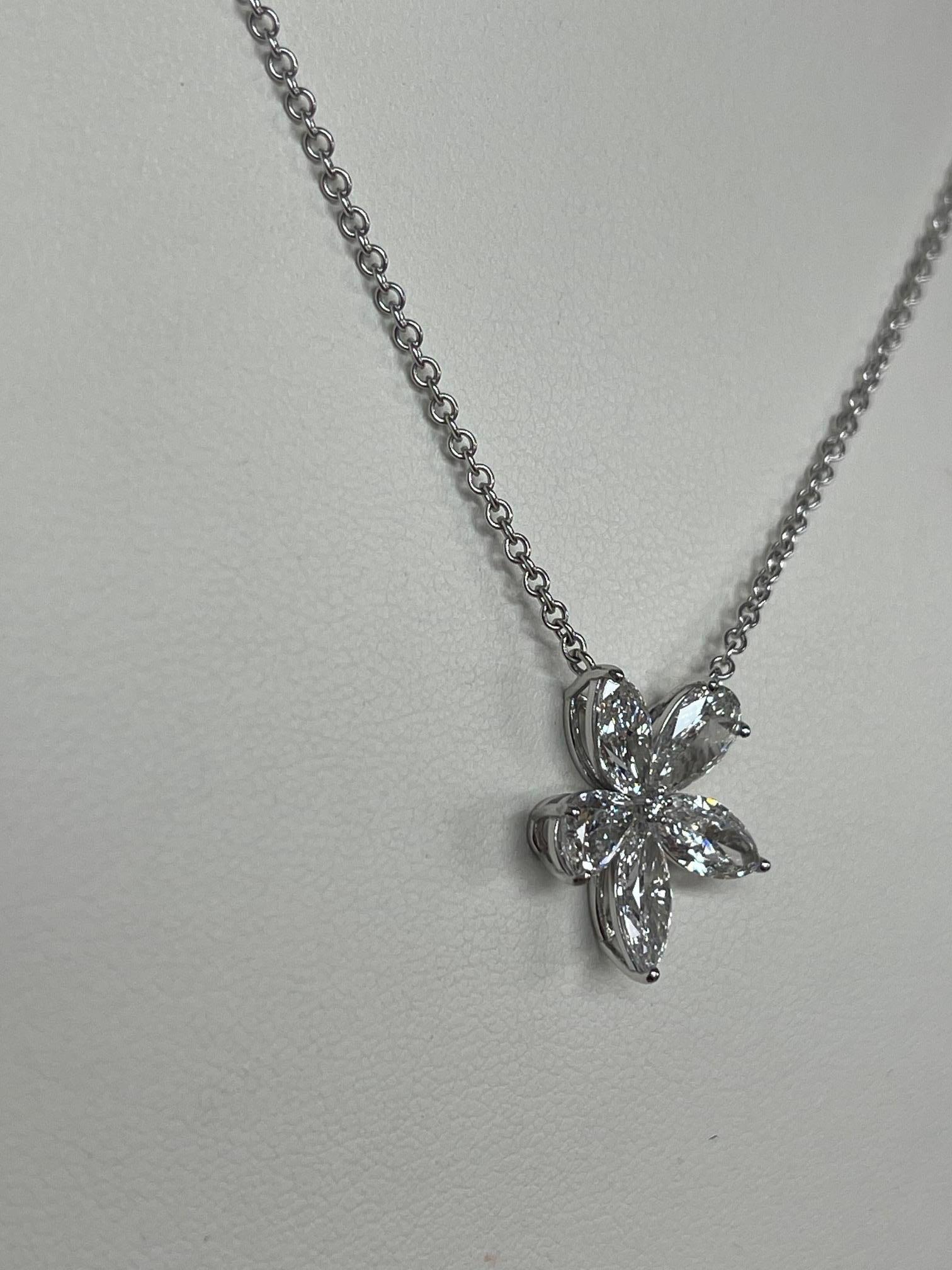 Ciondolo con diamante marquise e pera da 2,58 CTW in oro bianco 14K in vendita 4
