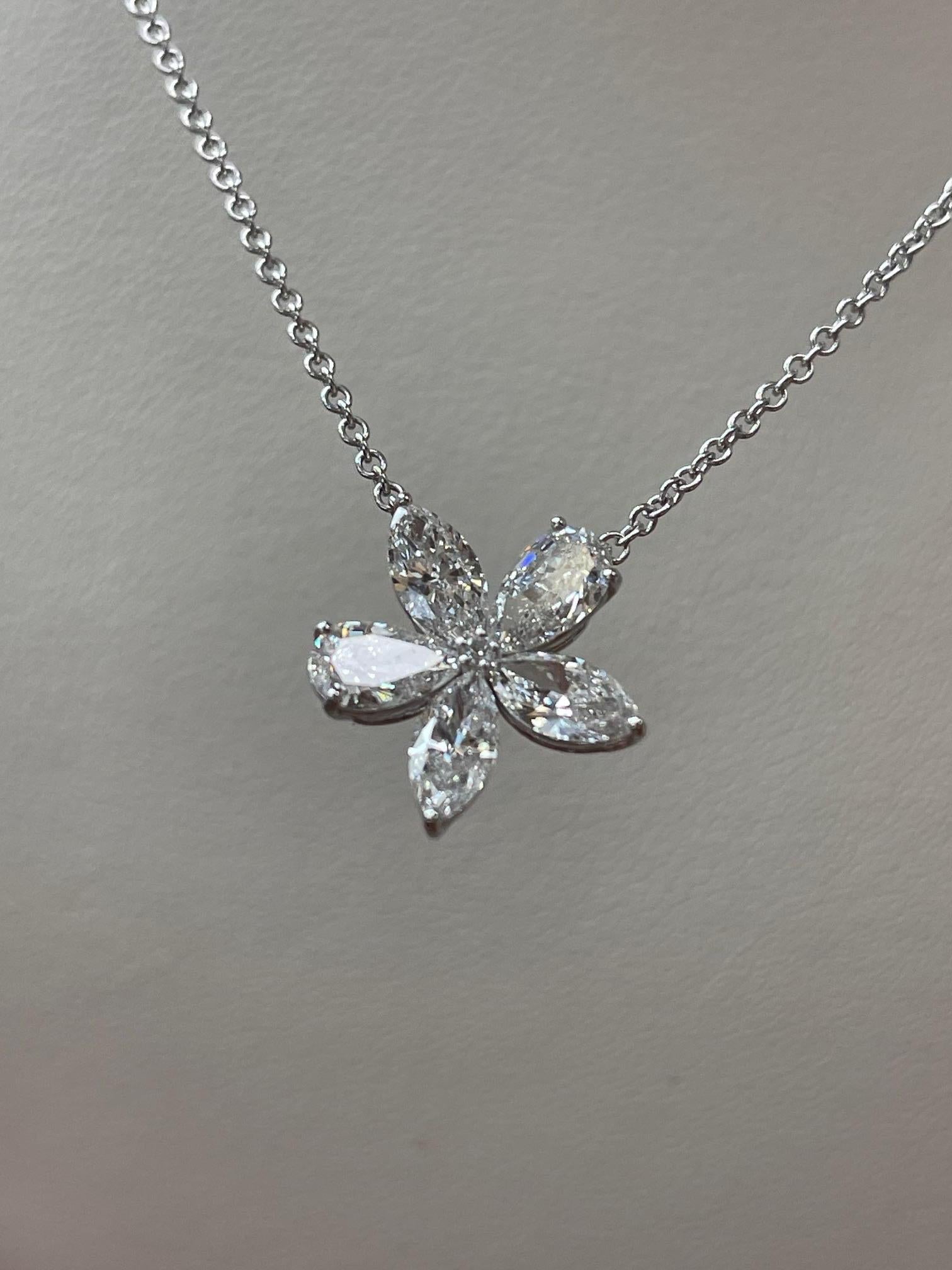 Ciondolo con diamante marquise e pera da 2,58 CTW in oro bianco 14K in vendita 5