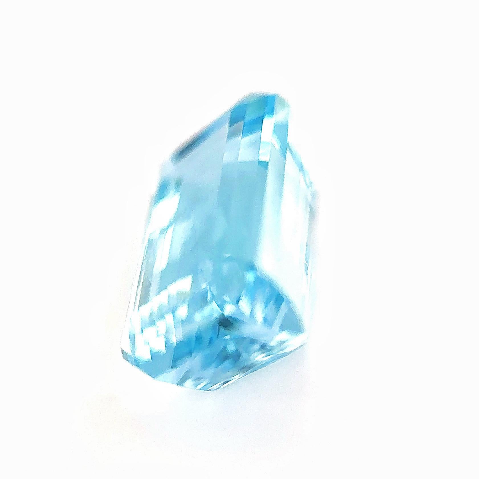 Women's or Men's 2.59 Carat Natural Aquamarine Loose Stone For Sale