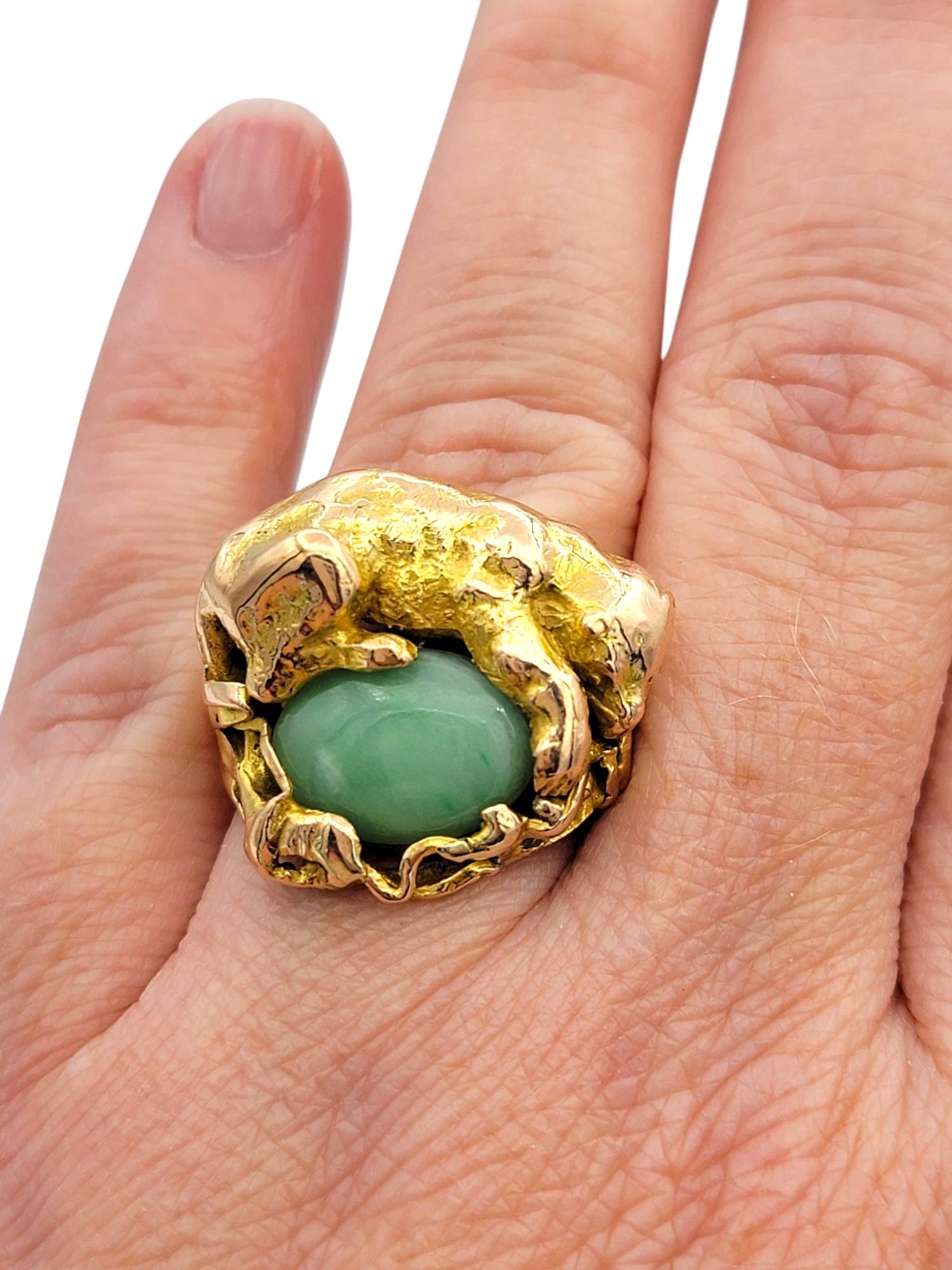 Anello da cocktail con giada taglio ovale e cucciolo di leone da 2,59 carati in oro rosa 14 carati in vendita 2