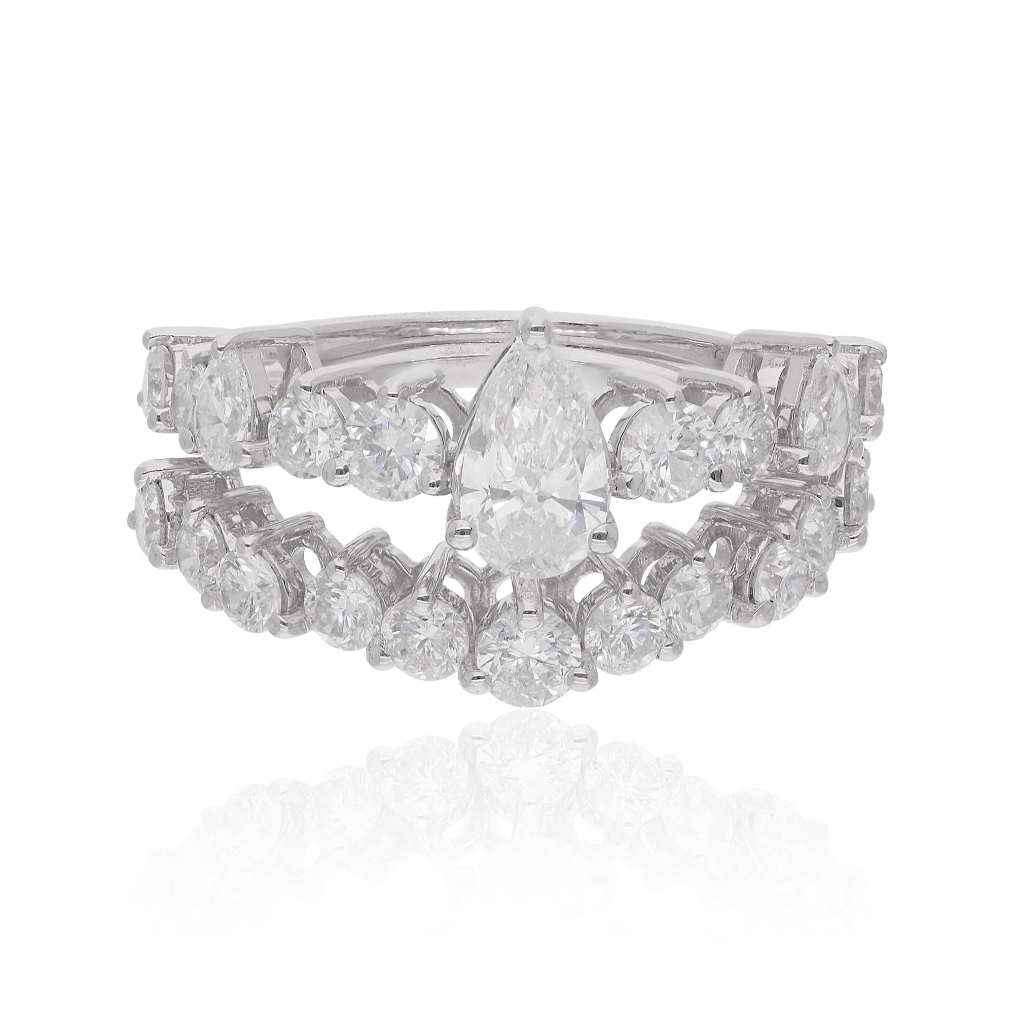 in vendita:  2,59 Ct. Set di due anelli nuziali con pera e diamante rotondo in oro bianco 18 carati 7