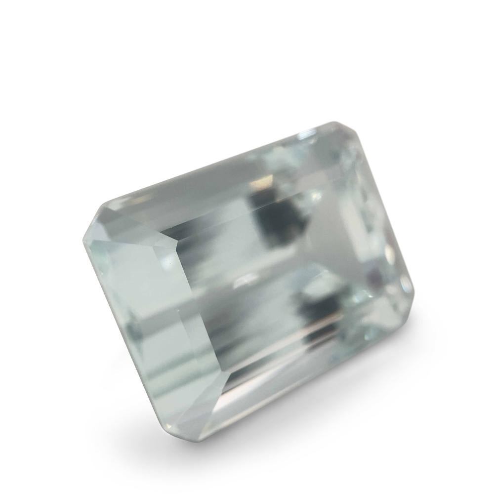 25.97ct Octagonal / Emerald Cut Aquamarine GIA Certified In New Condition For Sale In Toronto, Ontario