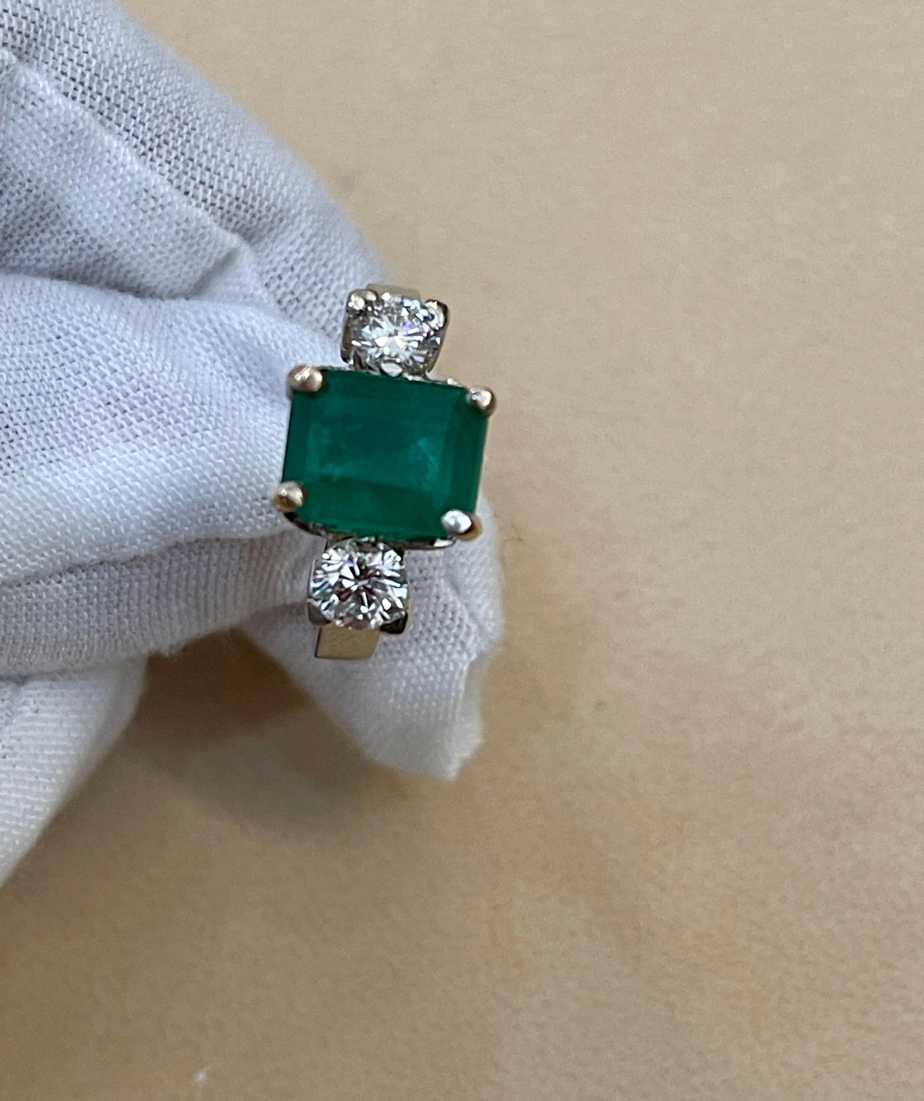 2.5 Carat Natural Emerald Cut Emerald & 0.50 Ct Diamond Ring 14 Karat White Gold 3