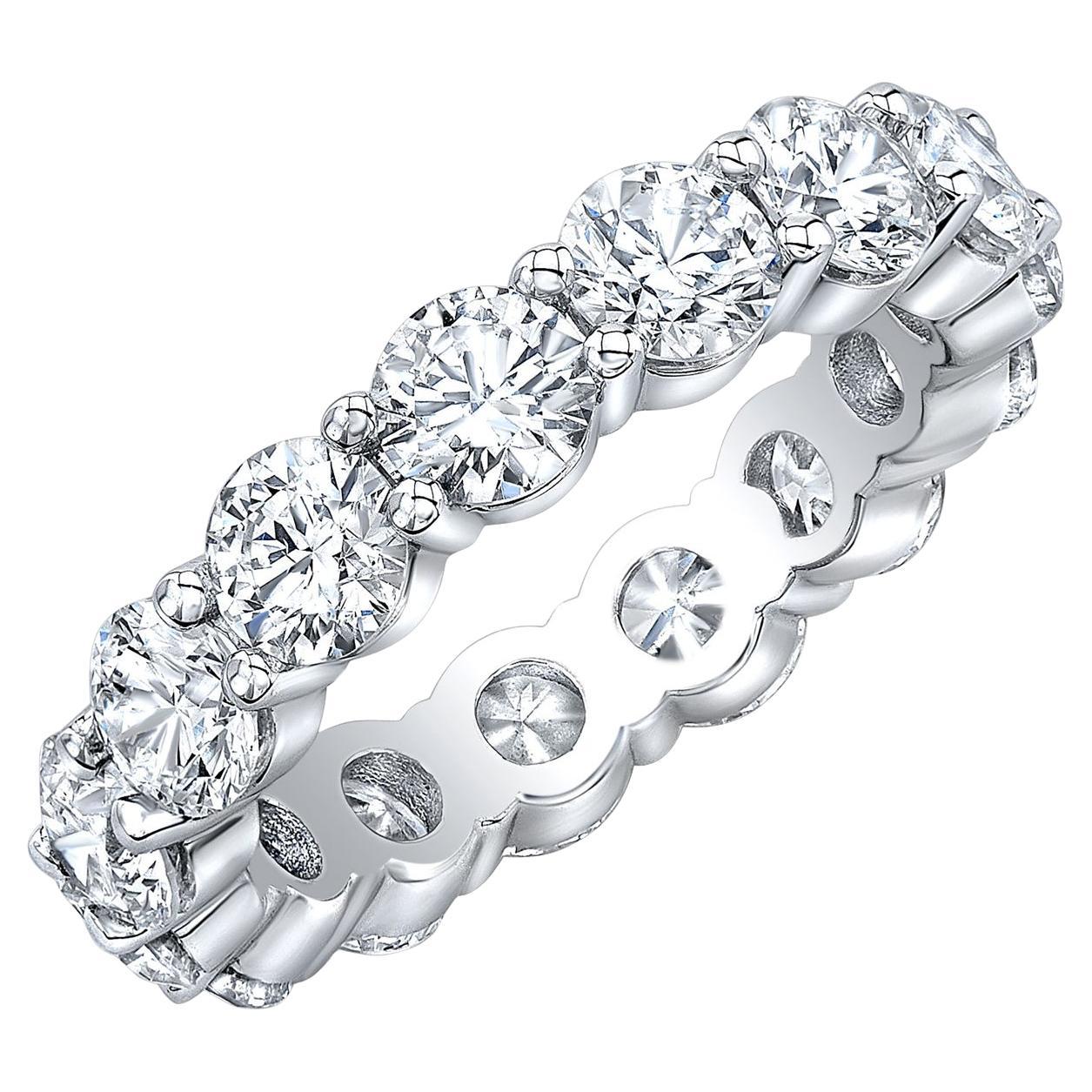 2.5ct 18 Natural Round Diamond Eternity Band Wedding Ring Platinum VS1 Clarity For Sale