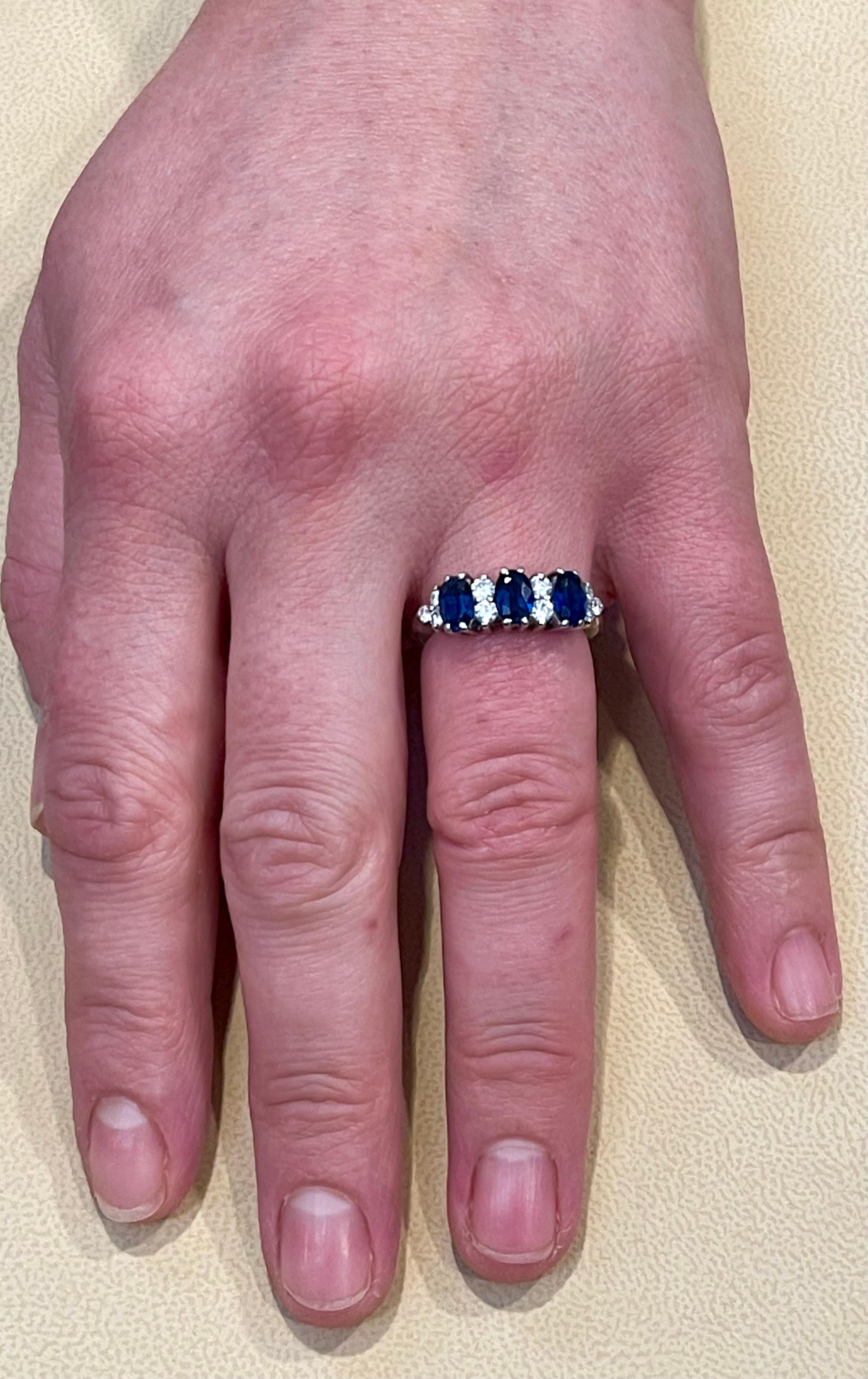 2.5ct Blue Sapphire & 0.6ct Diamond Cocktail Ring in 18 Karat White Gold Estate In Excellent Condition For Sale In New York, NY