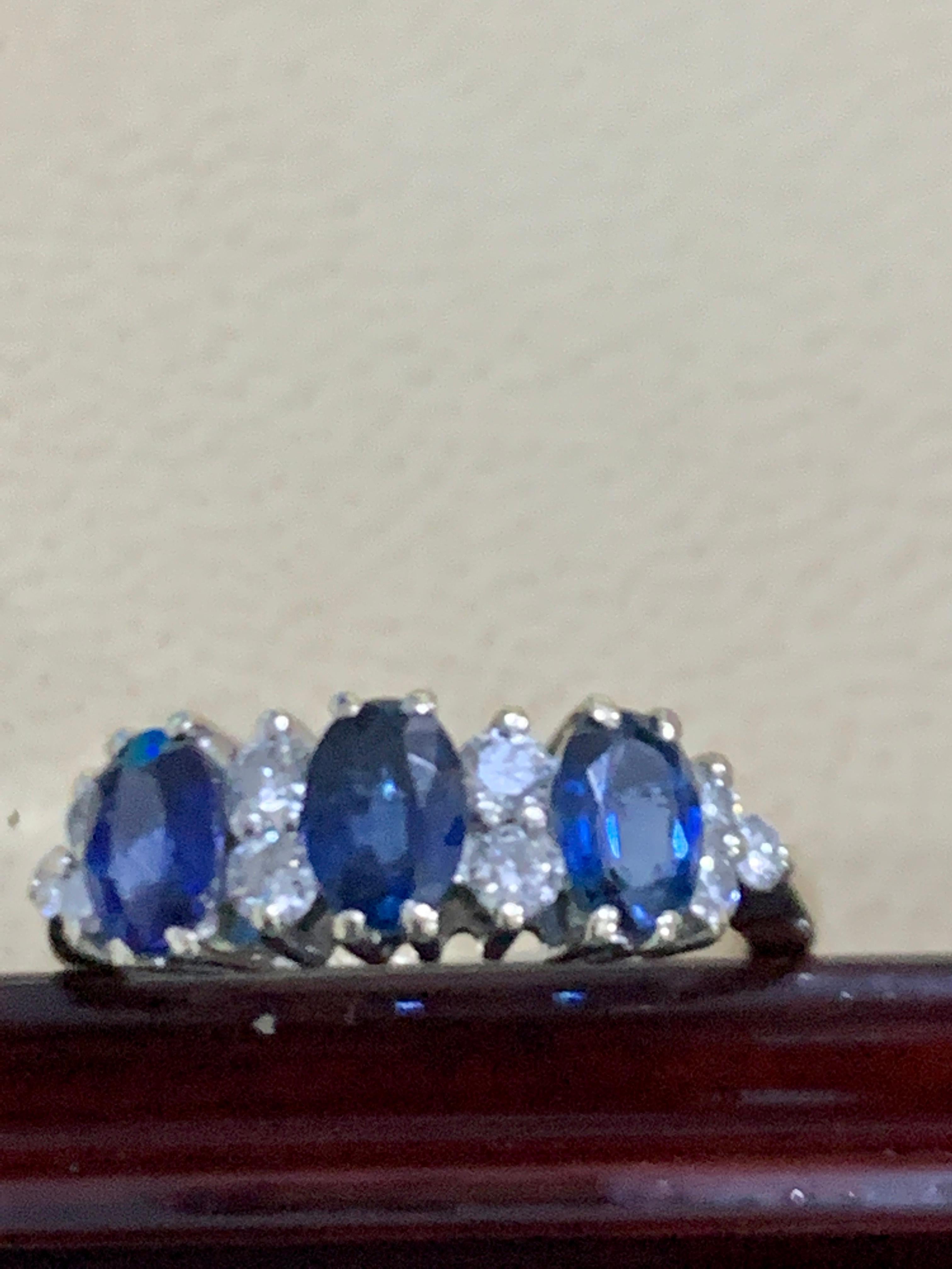 Women's 2.5ct Blue Sapphire & 0.6ct Diamond Cocktail Ring in 18 Karat White Gold Estate For Sale