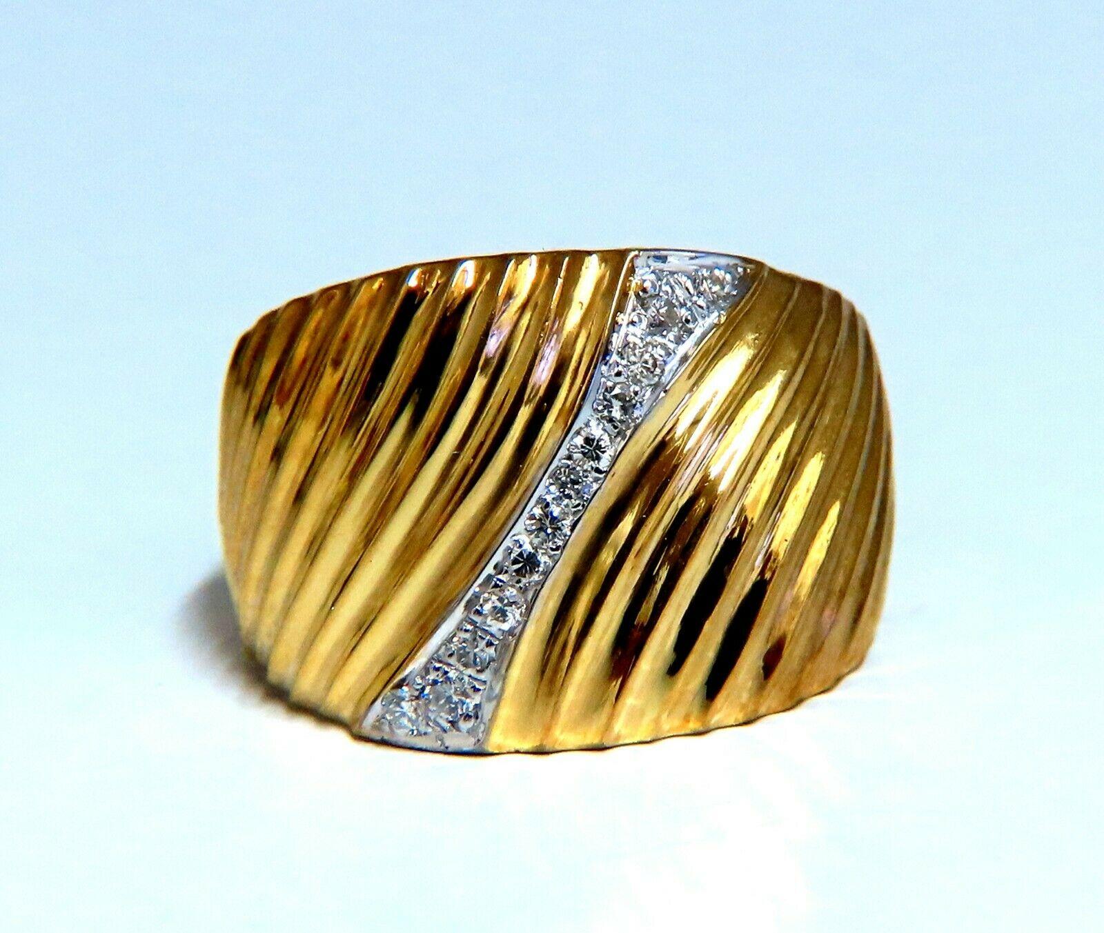 .25ct Diamonds Stripe Row High Shine Band Ring 18kt For Sale 2