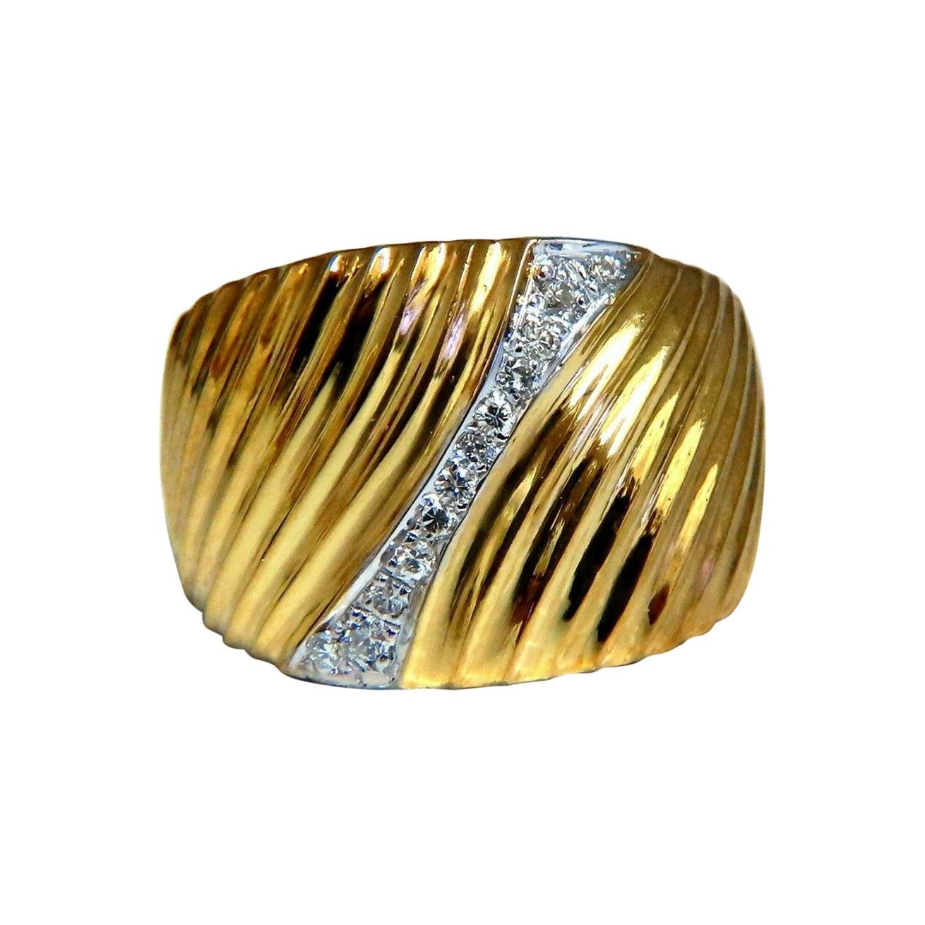 .25ct Diamonds Stripe Row High Shine Band Ring 18kt For Sale