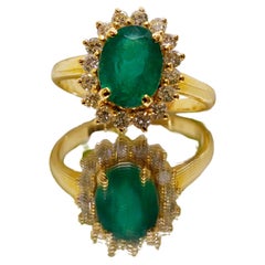 Used  2.5ct Lab-Created Emerald Engagement Ring  Minimalist 18K Yellow Gold