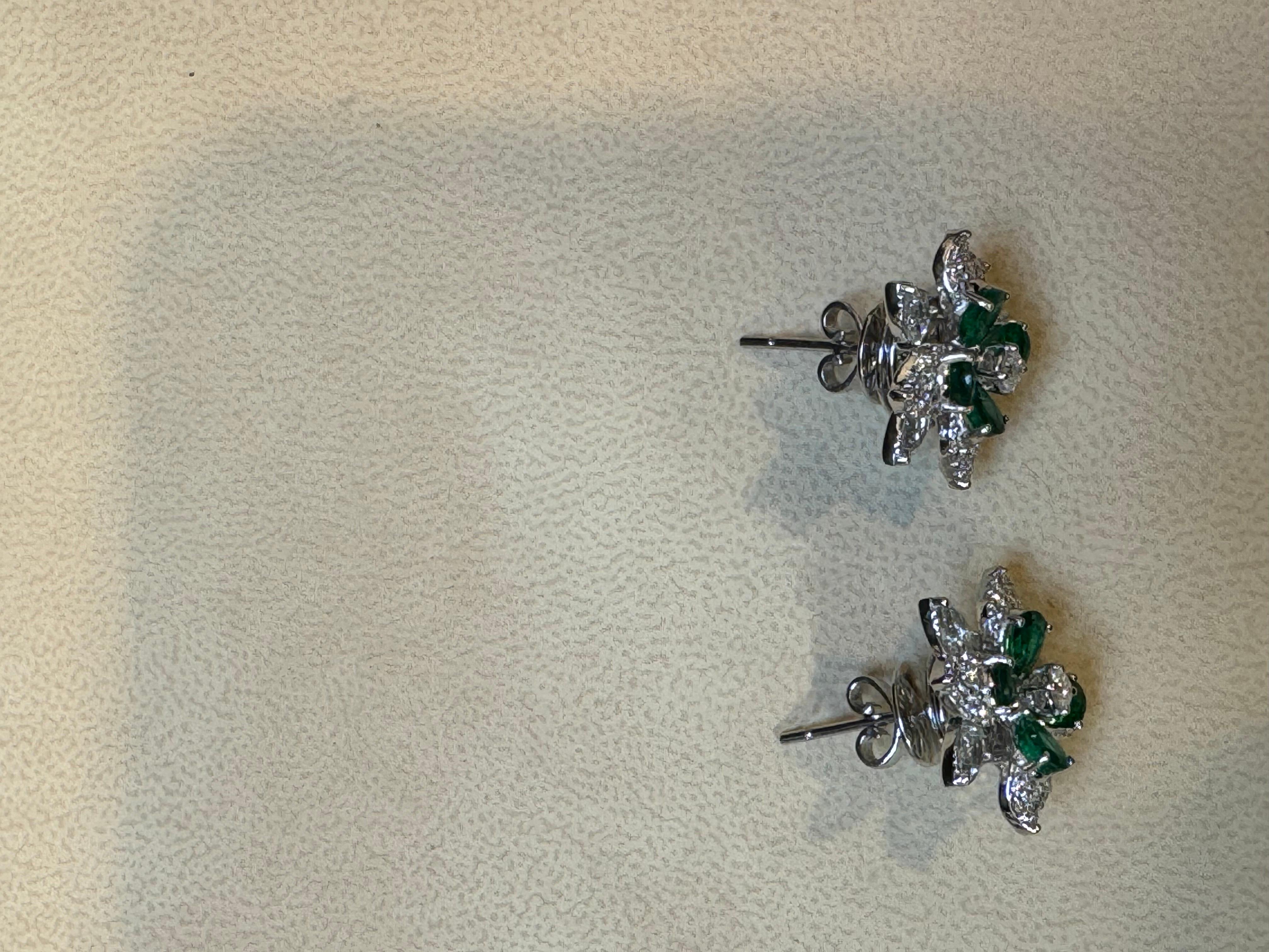 2.5Ct Natural Zambian Emerald  & 1.75 Ct Diamond & Rose cut Diamond Earring 18KG For Sale 10